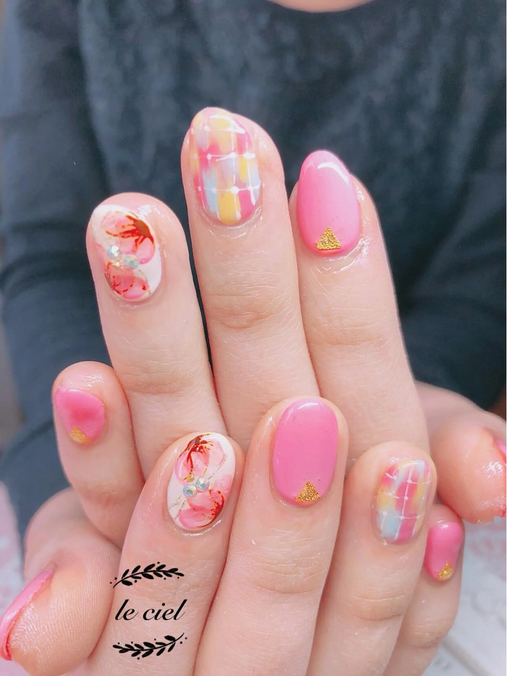 ネイル Naka Rieのネイルデザイン