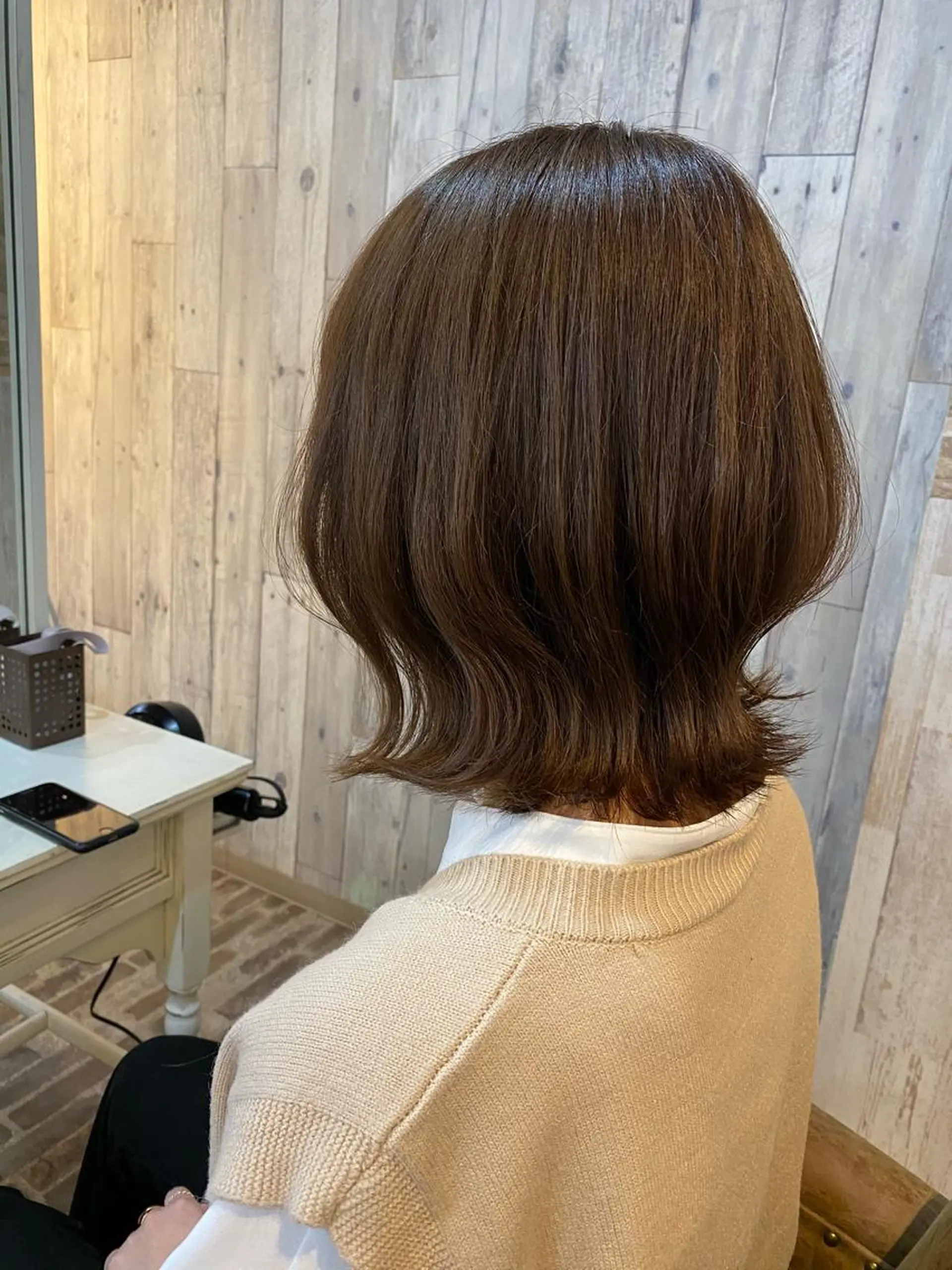 ミディアム ボブ くびれヘア 外ハネヘア カット ヘアカラー トリートメント 🔥本日格安価格🔥 東海林悠太のヘアスタイル