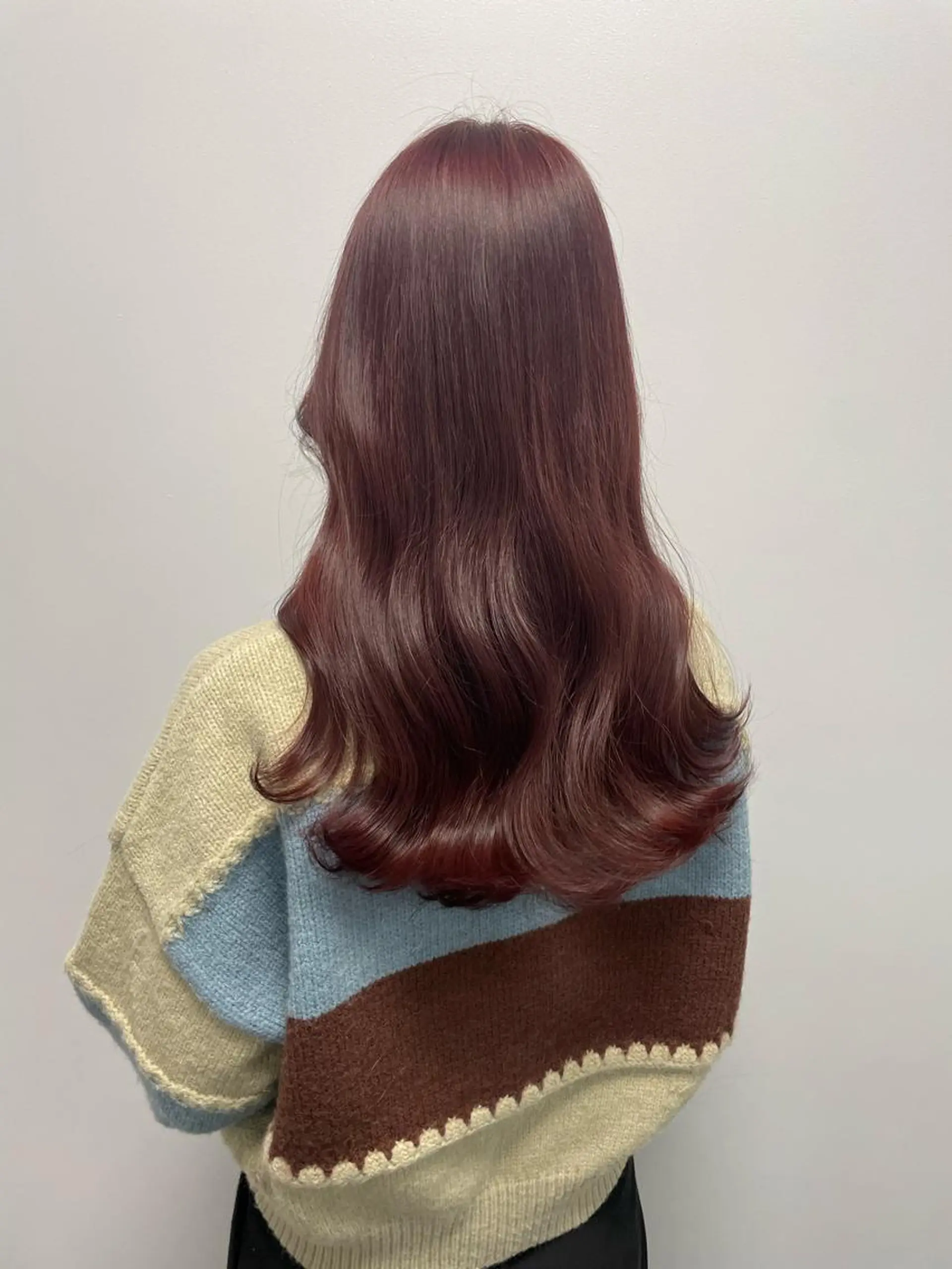 カラー 若月 あやかのヘアスタイル