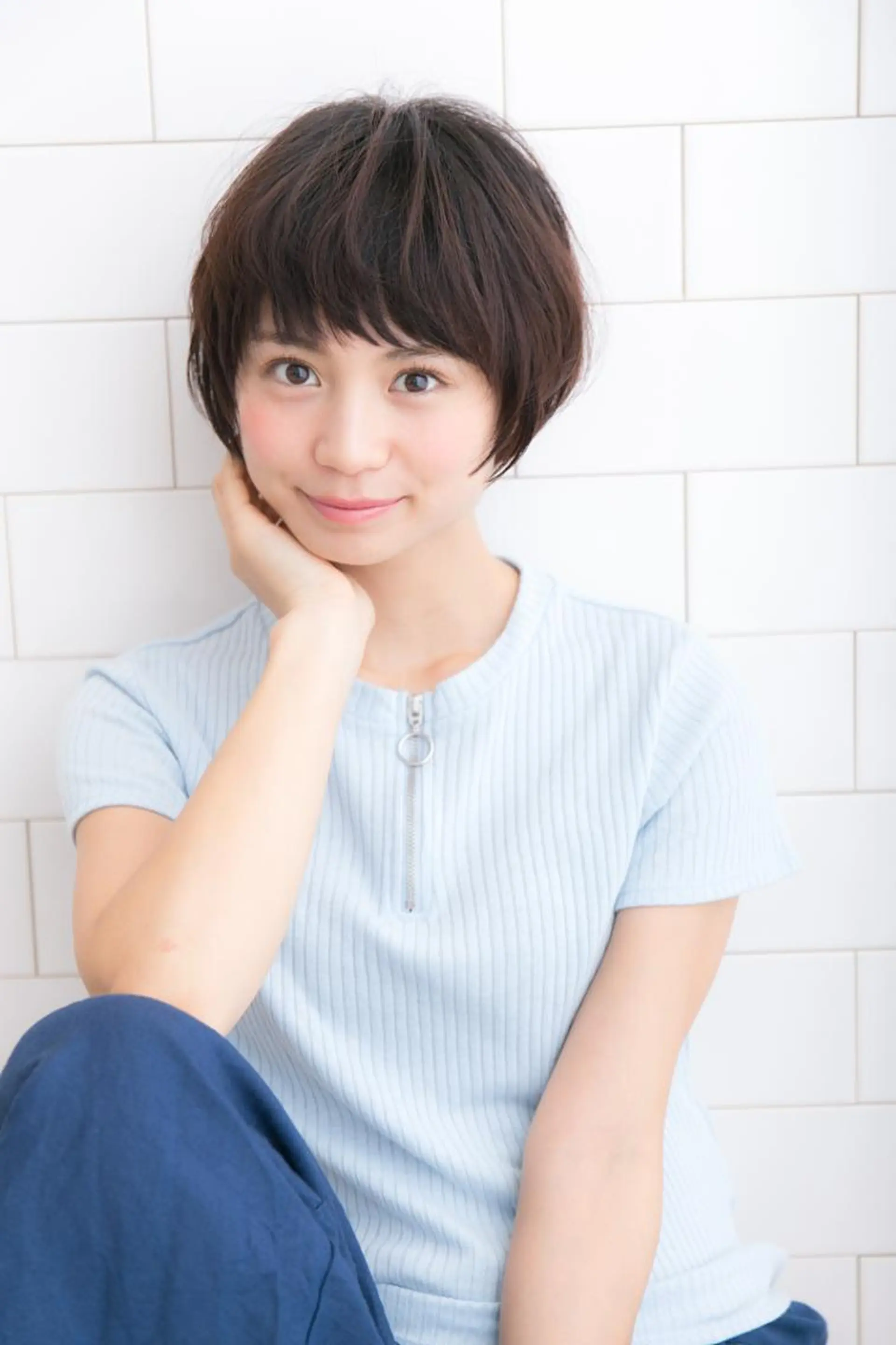 ショート カラー 羽田 ひろむのヘアスタイル