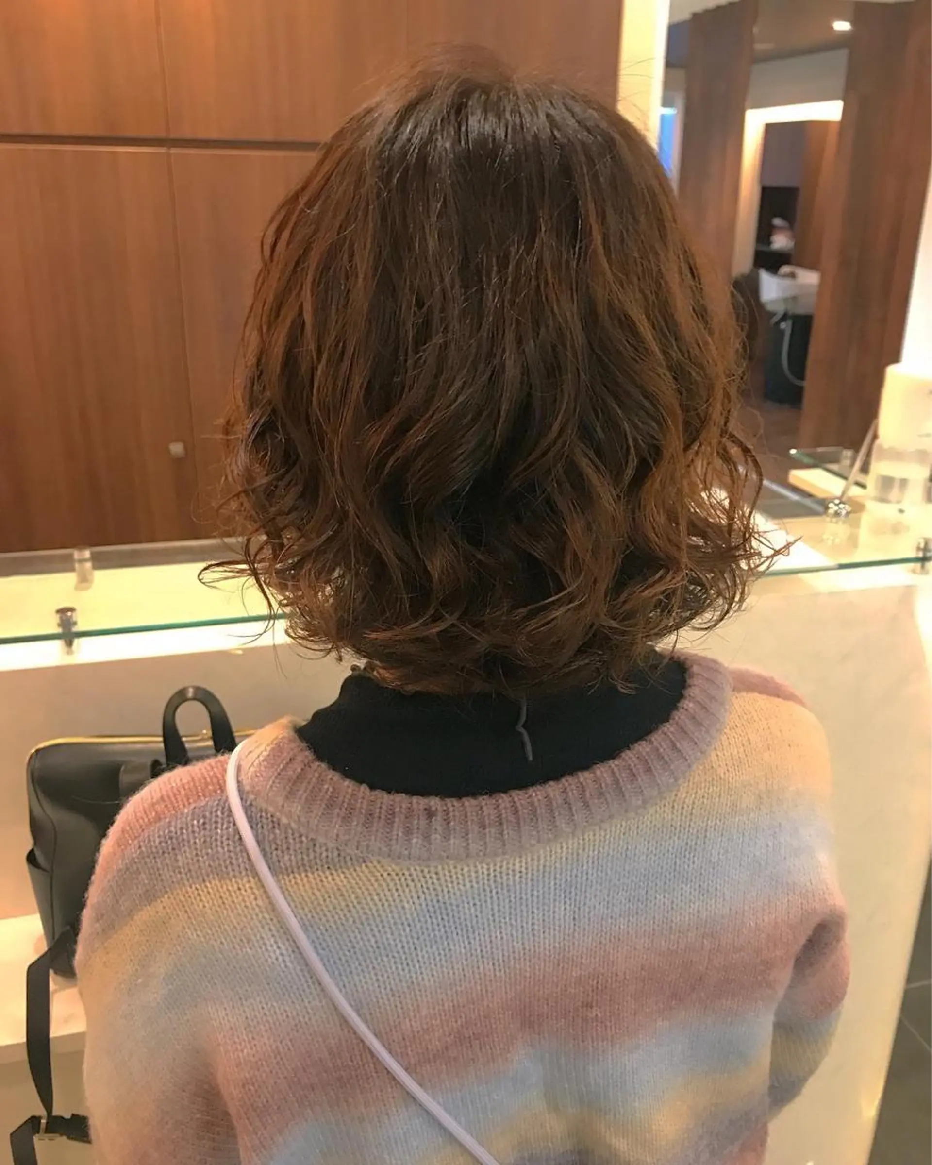 ショート カラー パーマ チーフデザイナー 若林　麻衣のヘアスタイル