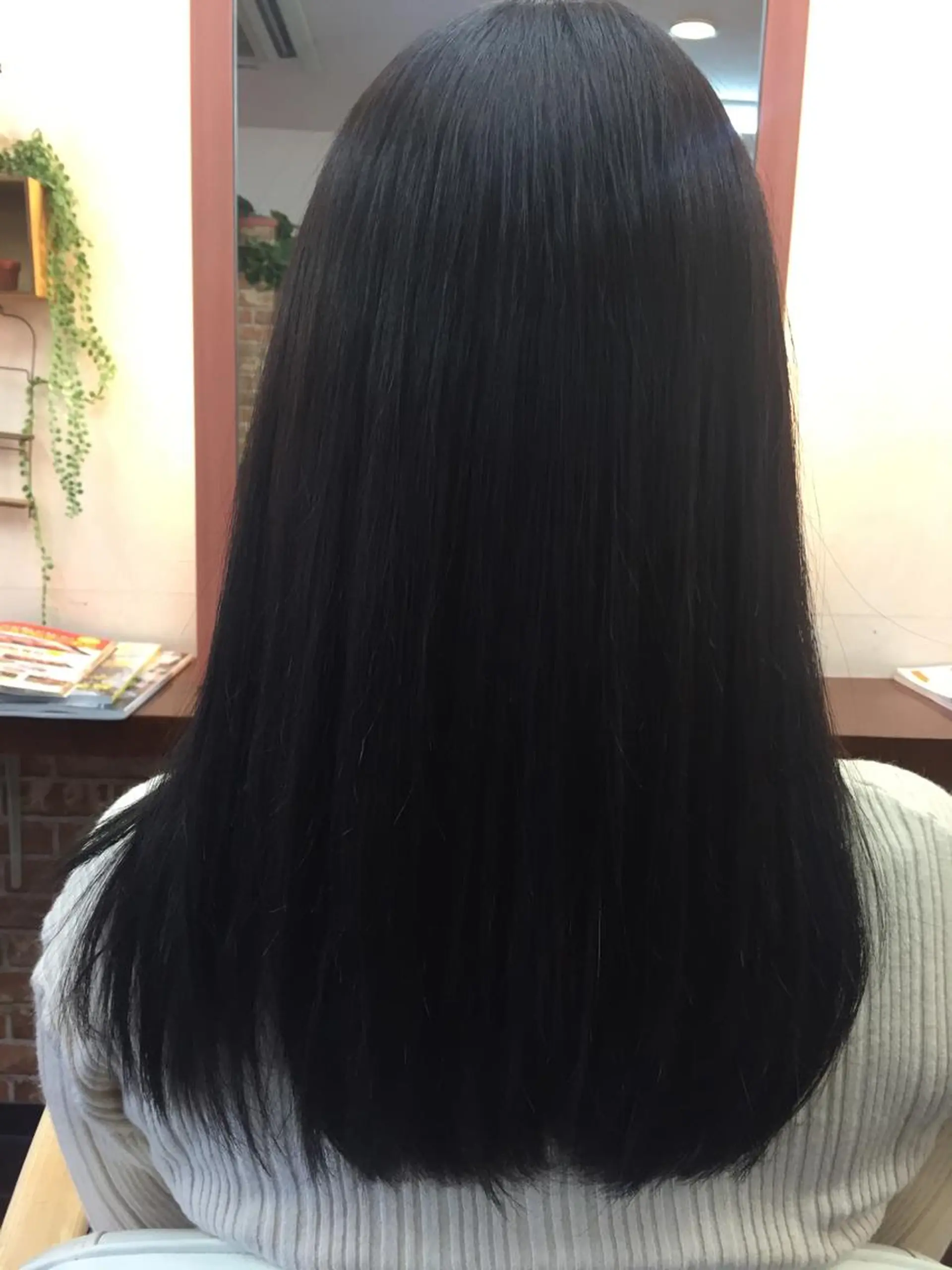 セミロング カラー 桧山 真のヘアスタイル