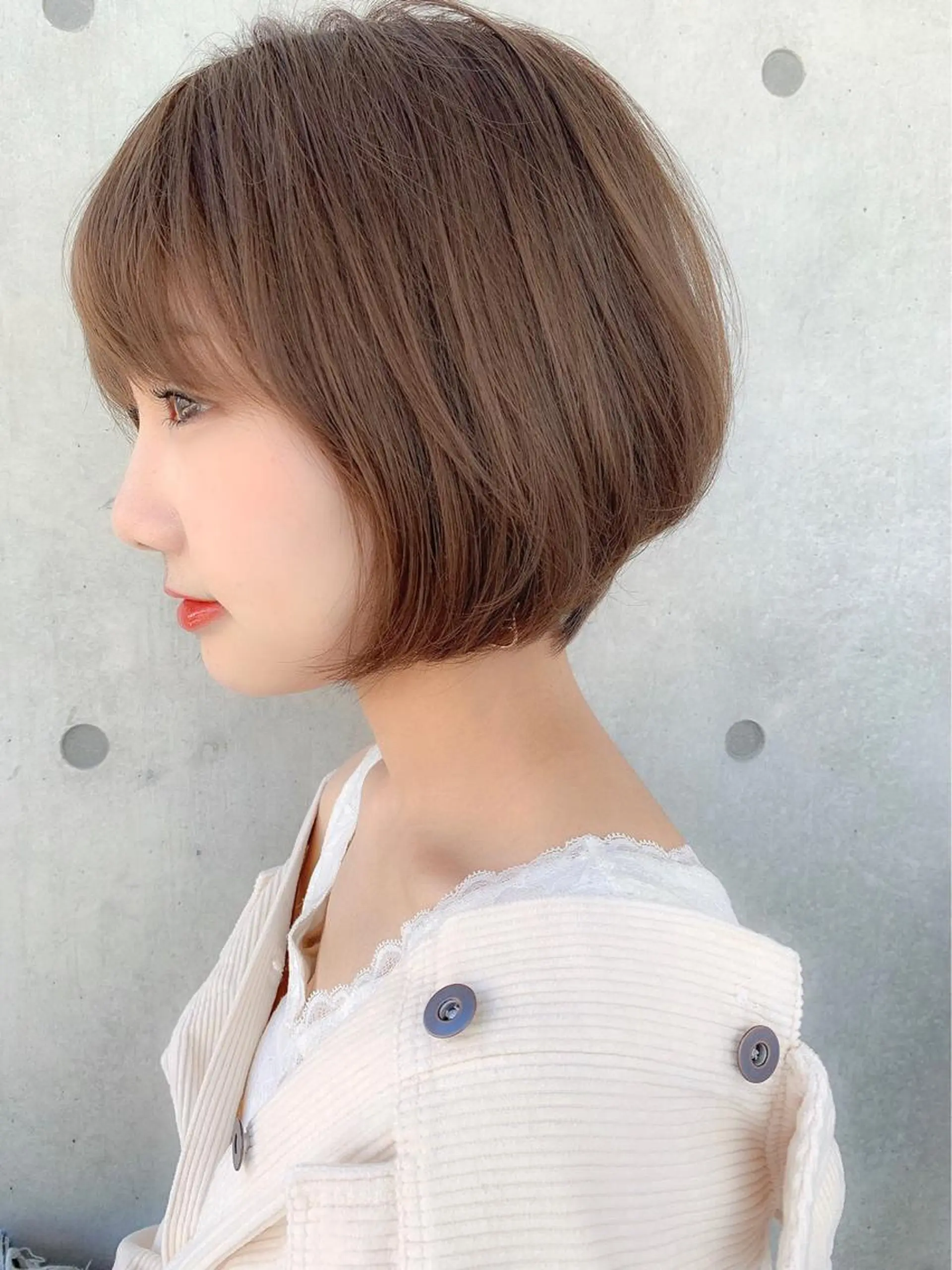 ショート カラー 韓国レイヤー 似合わせカラーのヘアスタイル