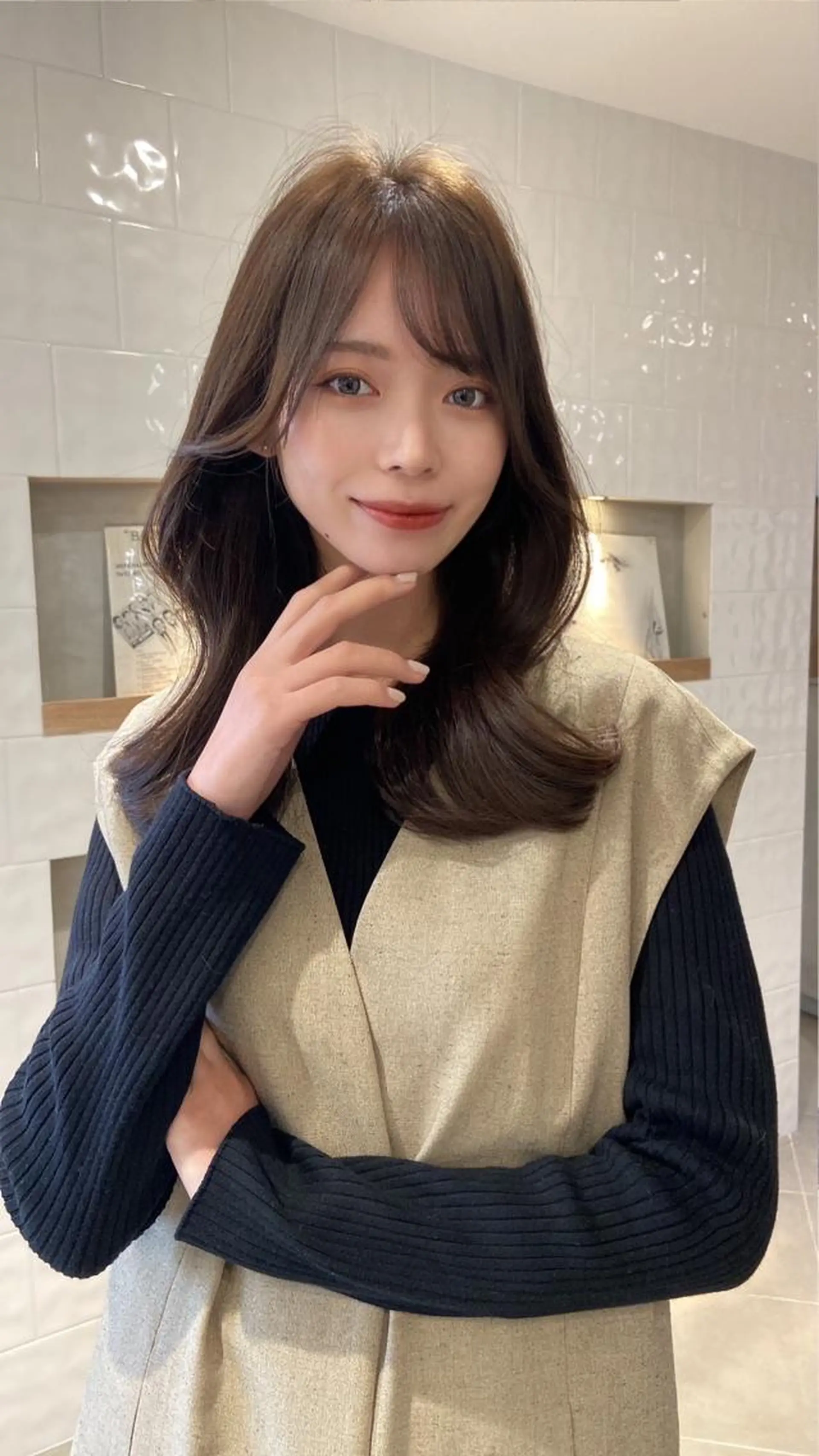 ミディアム 女性らしいモテヘア 韓国ヘアhikariのヘアスタイル