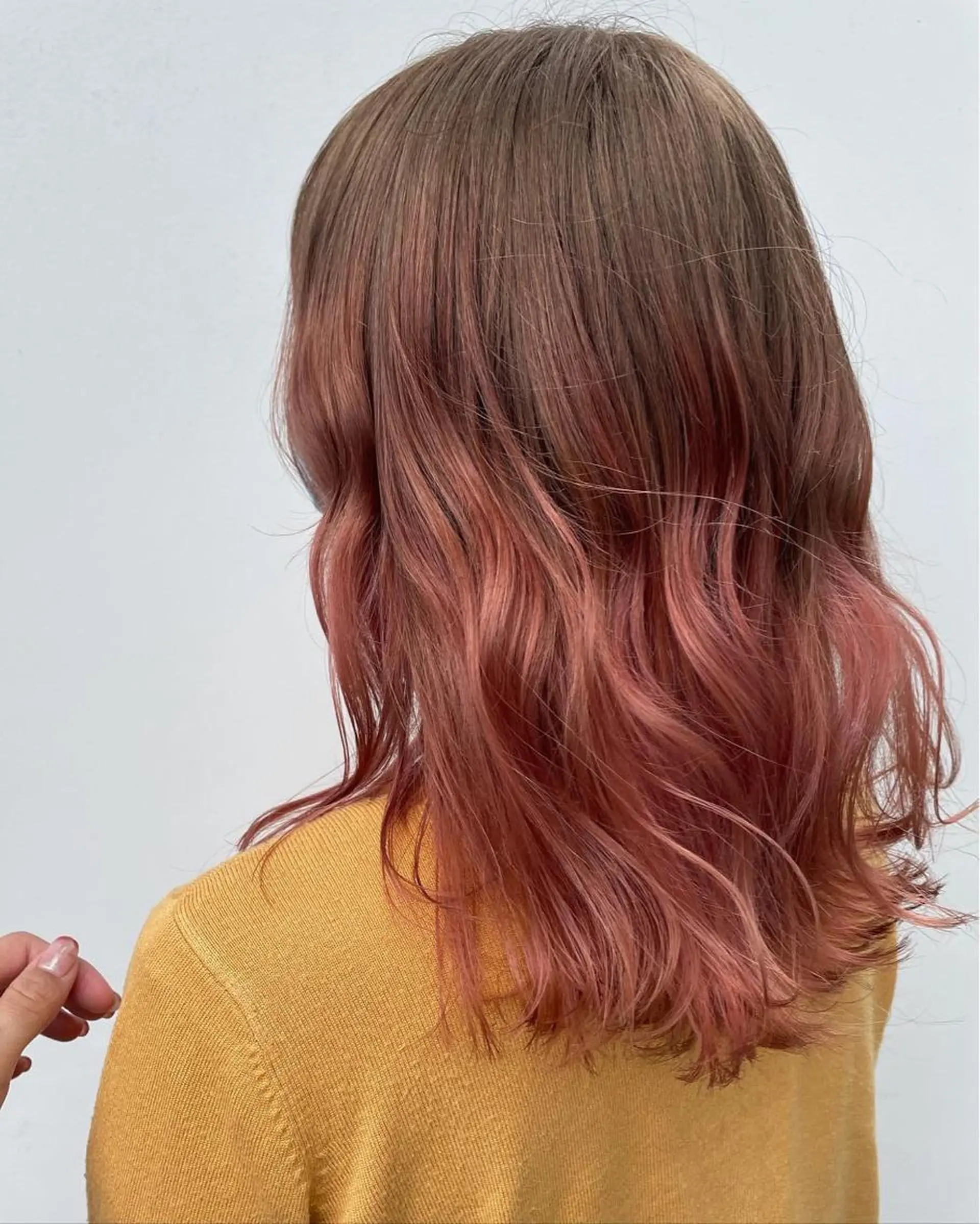 セミロング カラー グラデーションカラー グレージュ ミルクティーグレージュ ピンクカラー ヘアカラー 中目黒🌼 🌼ハナのヘアスタイル