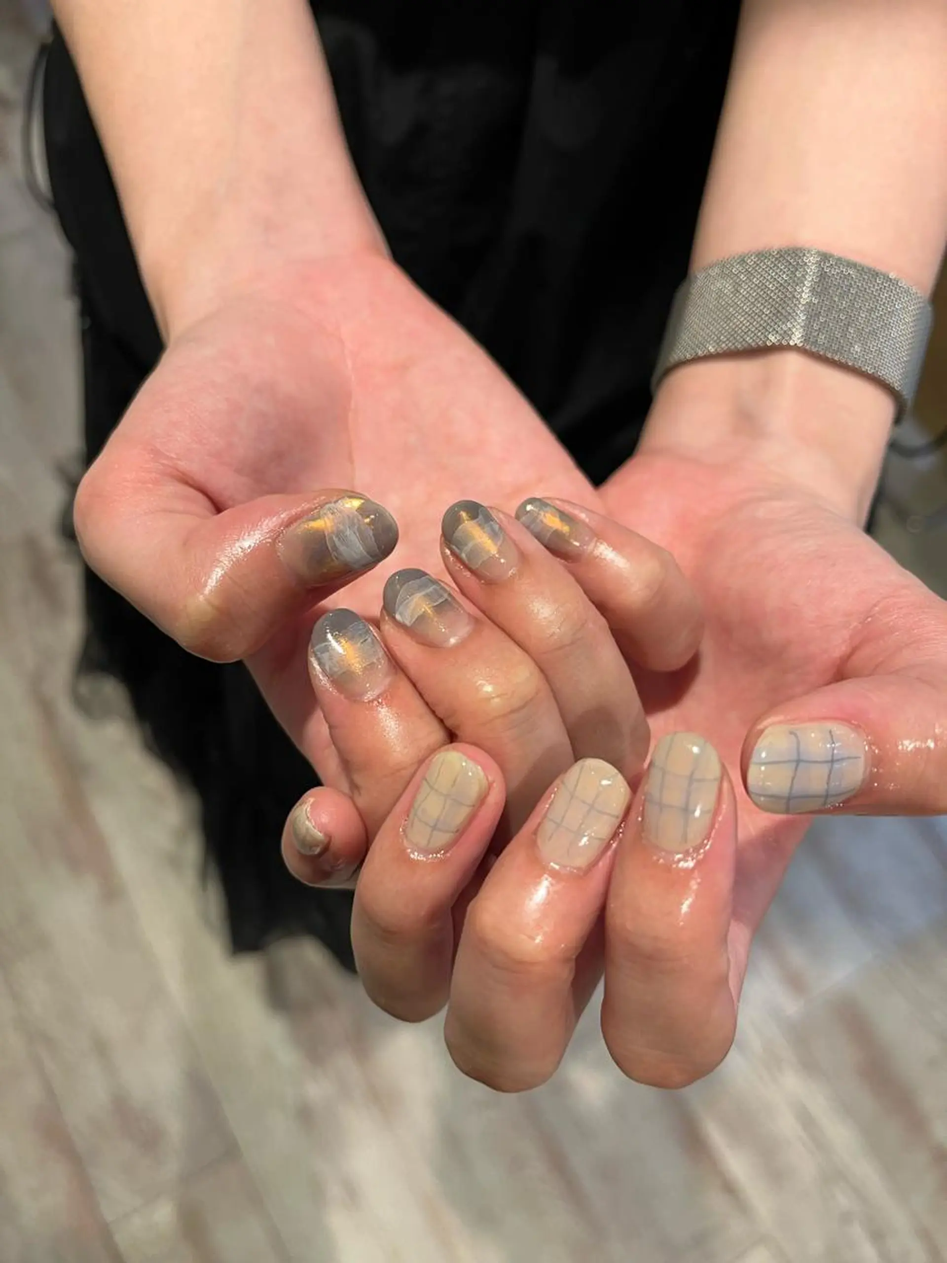 ネイル ぷっくりネイル ハンドネイル une／YUKINA 🫧大人nuanceのネイルデザイン