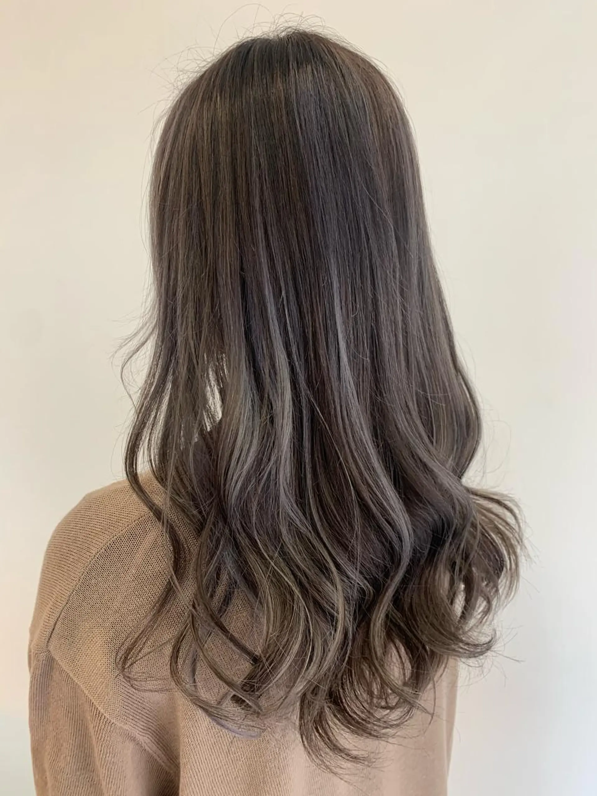 ロング カラー ヘアアレンジ 馴染ませNo.1🧃 エクステ・アレンジのヘアスタイル