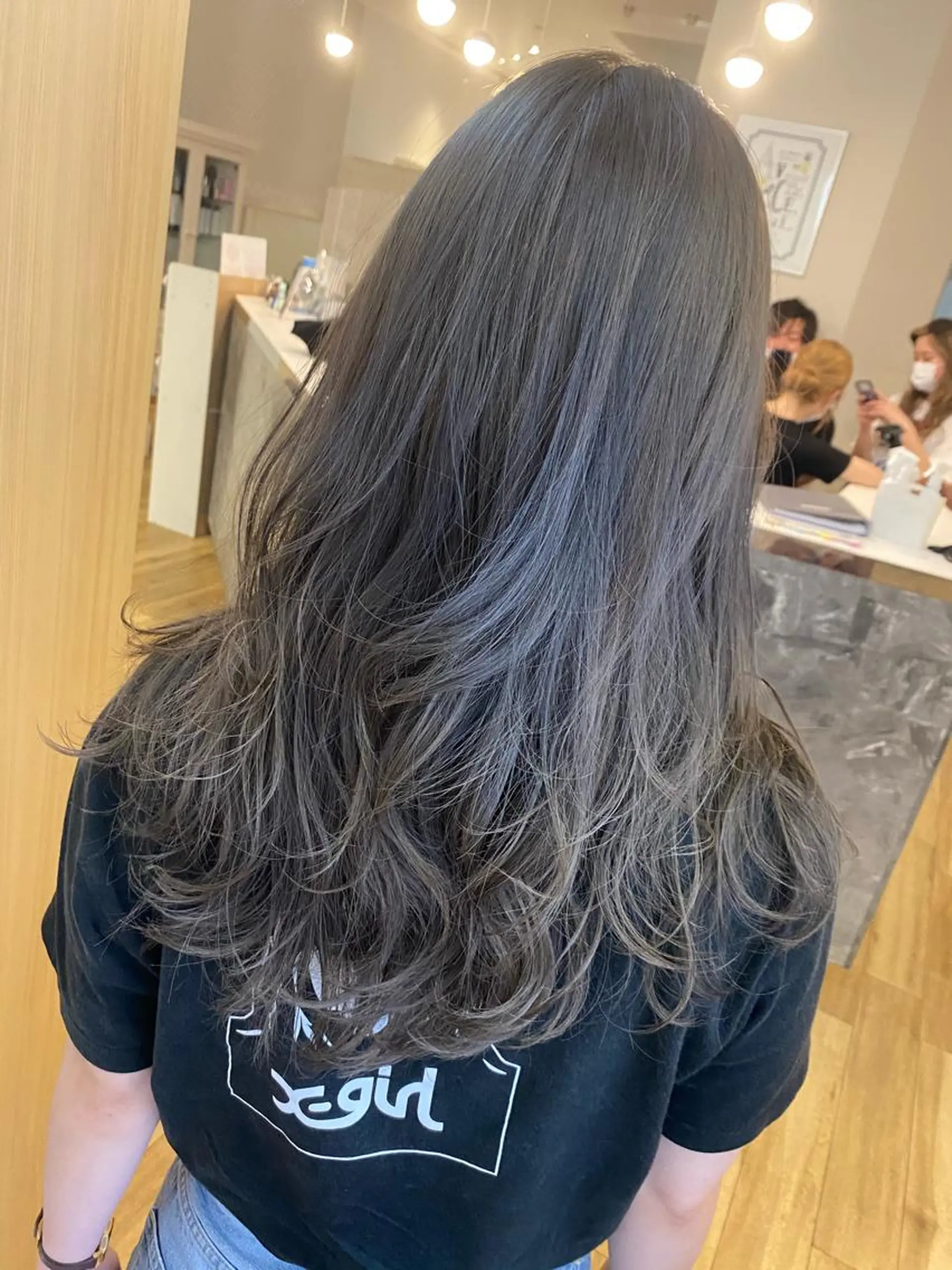 ミディアム カラー グレージュ カット AVANCE京橋所属・ハイトーンヘア/ 島崎　タクミのヘアスタイル