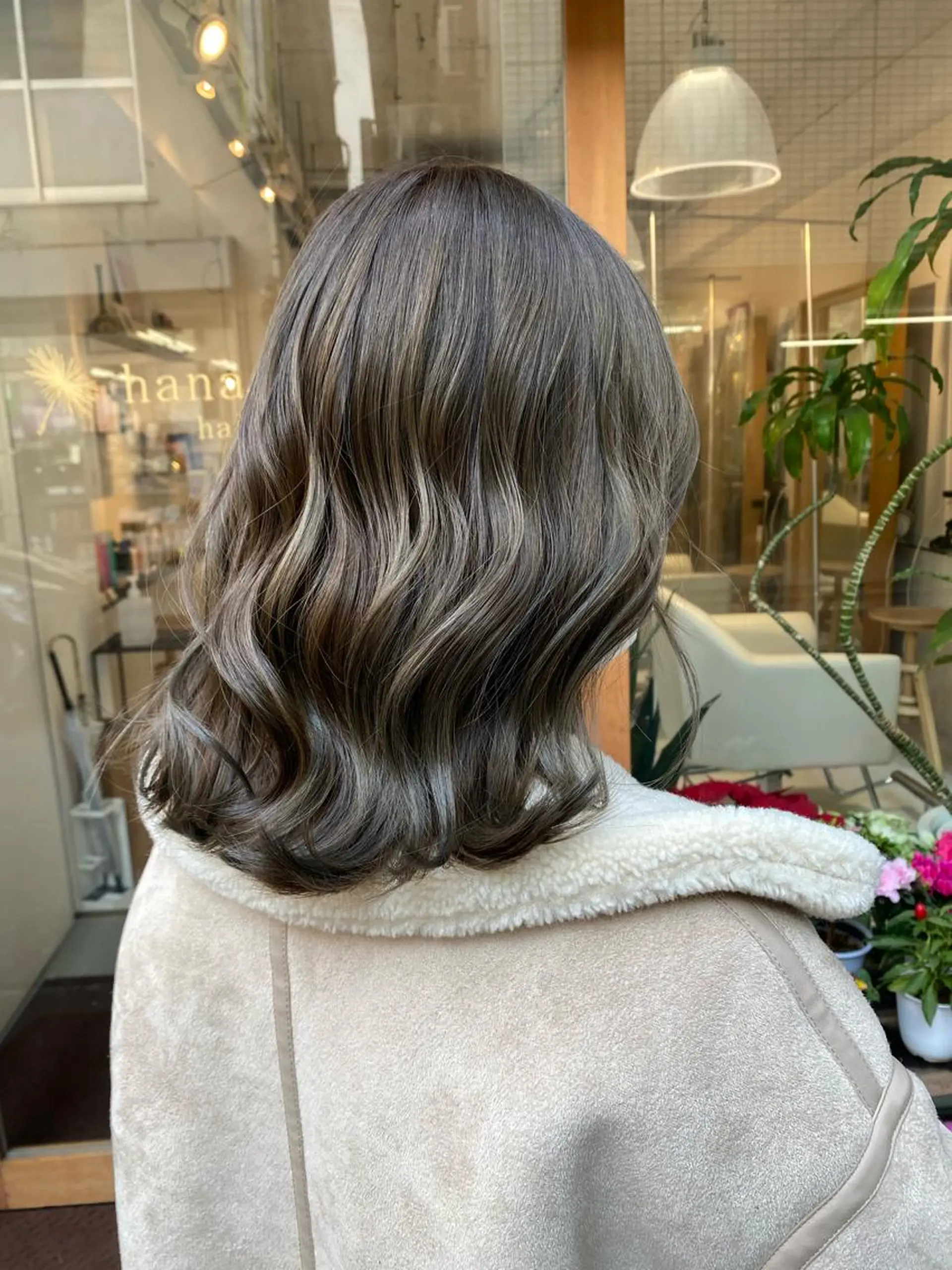 ミディアム カラー ヘアカラー 安永 涼のヘアスタイル