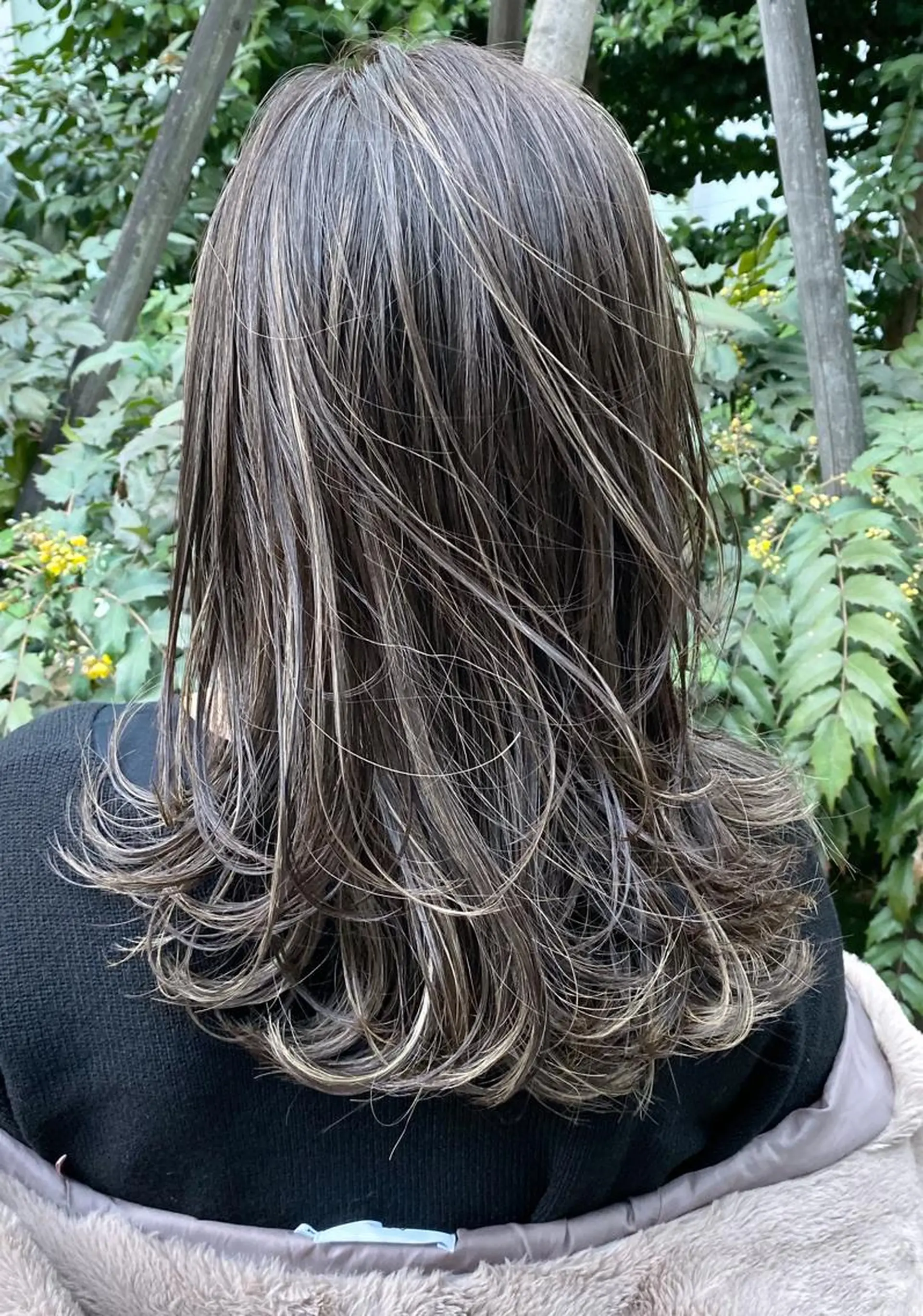 ミディアム 塩川 和弥のヘアスタイル