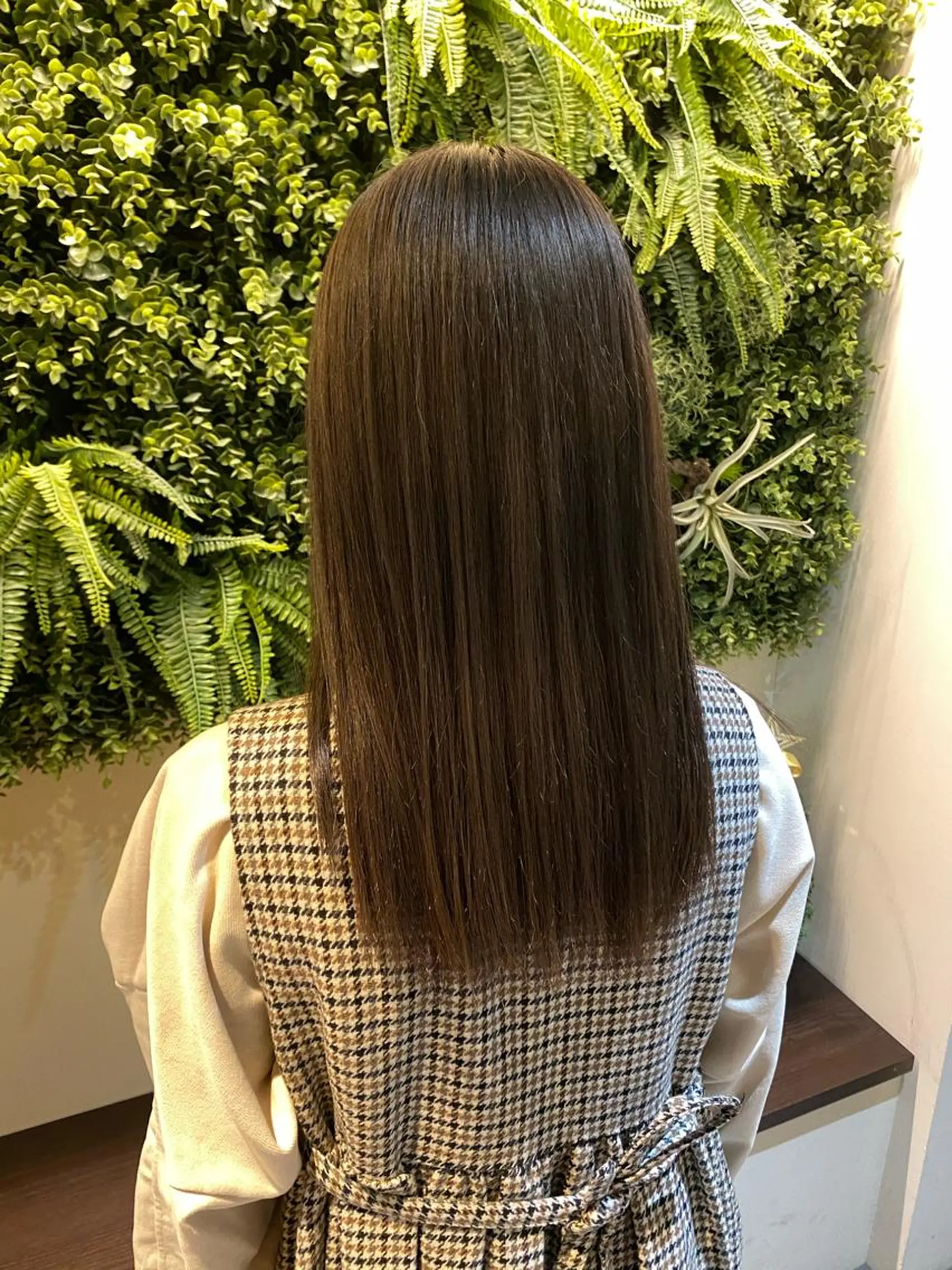 セミロング 水谷 菜央のヘアスタイル