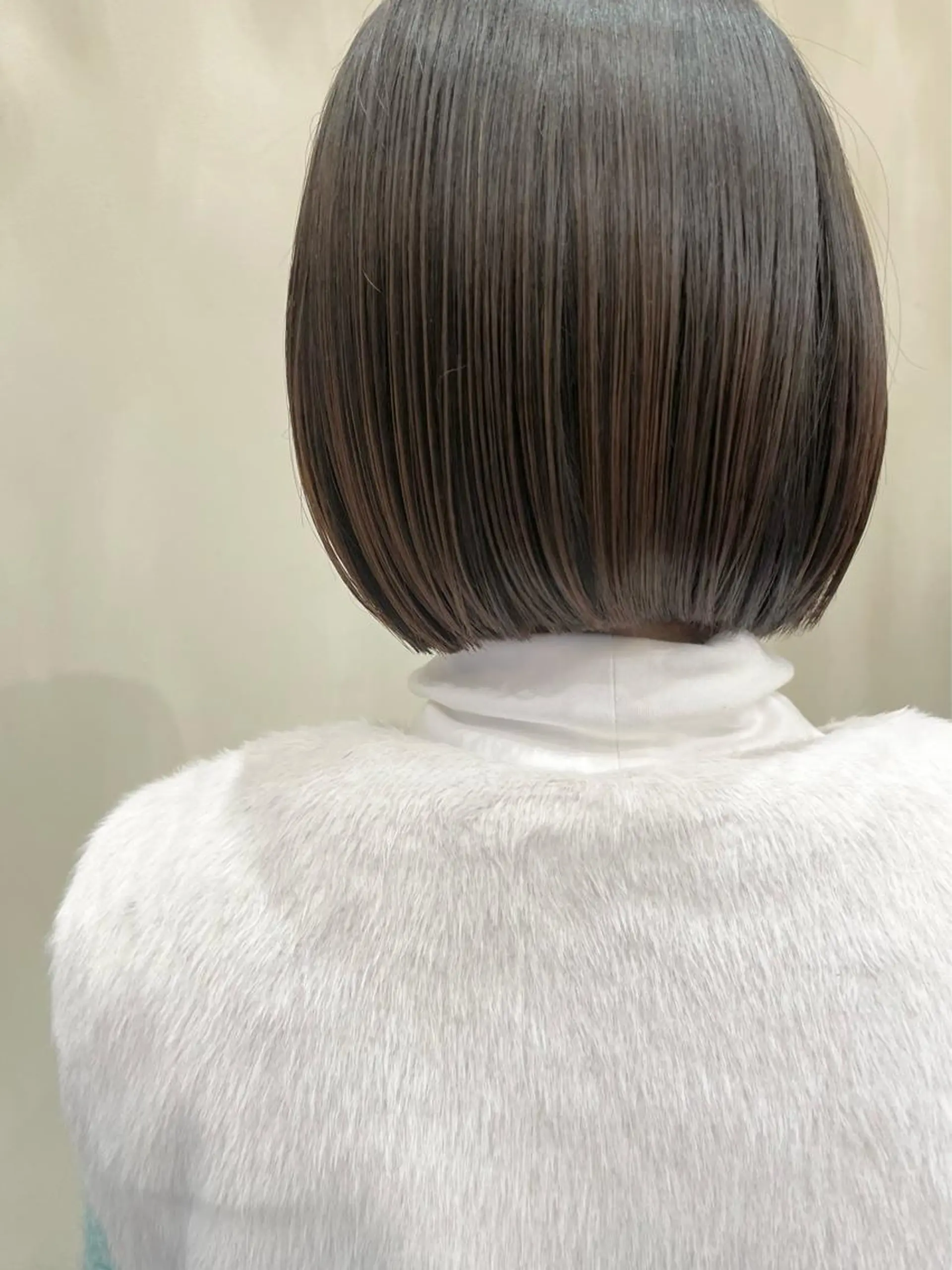 ショート ボブ カット 安藤 明日翔のヘアスタイル