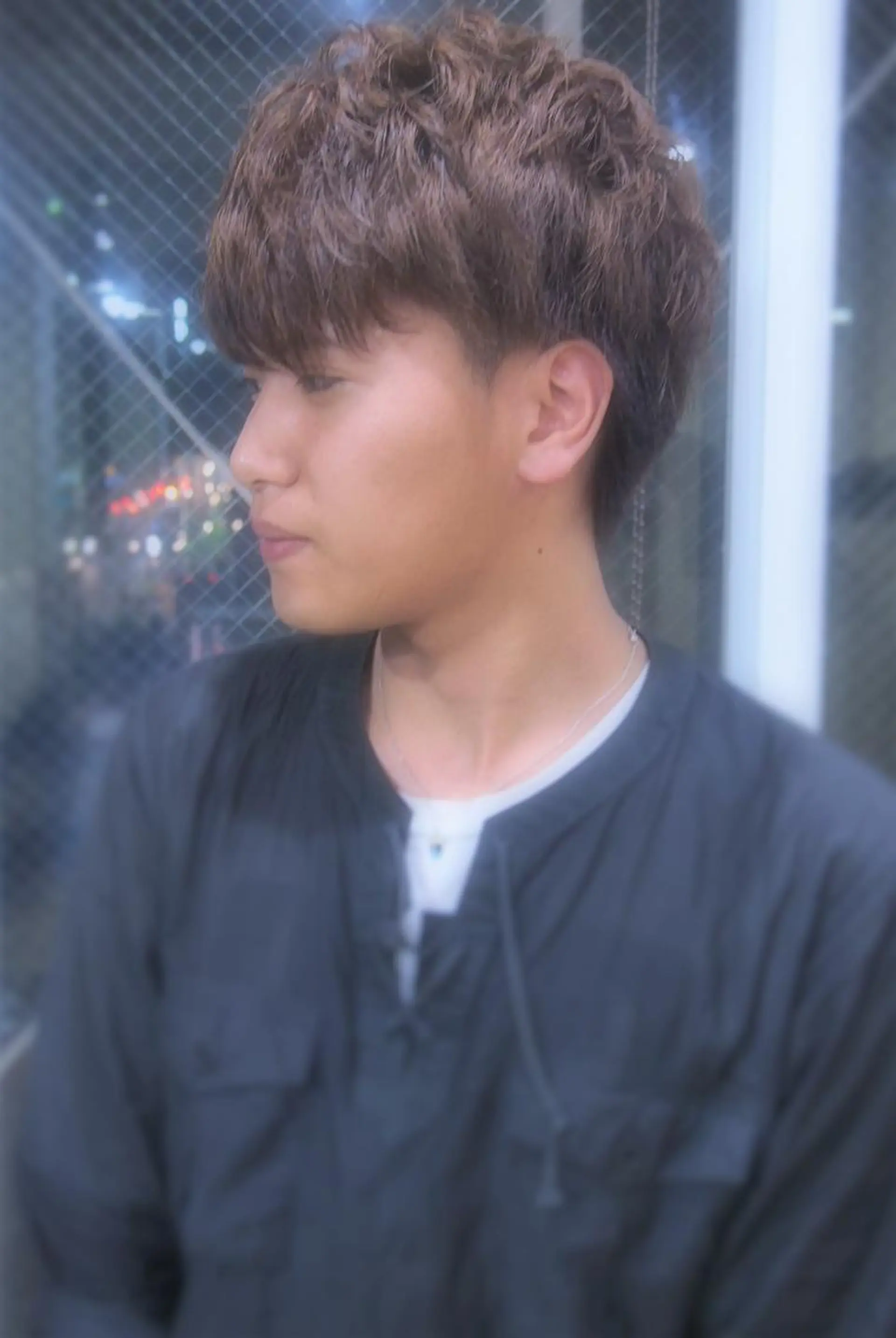 カラー パーマ メンズ パピヨンロゼ カラー特化/ブリーチのヘアスタイル