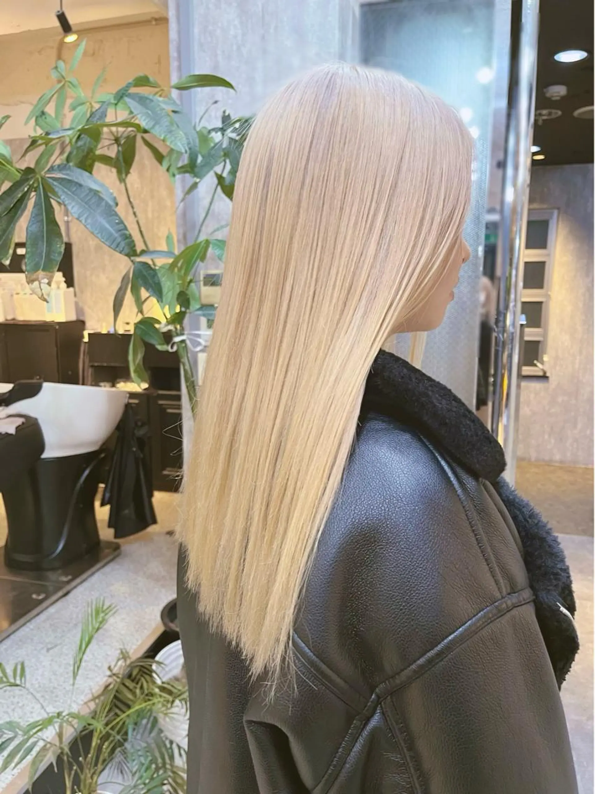 ミディアム カラー TIDEHAIR / 韓国ヘア/MOEのヘアスタイル