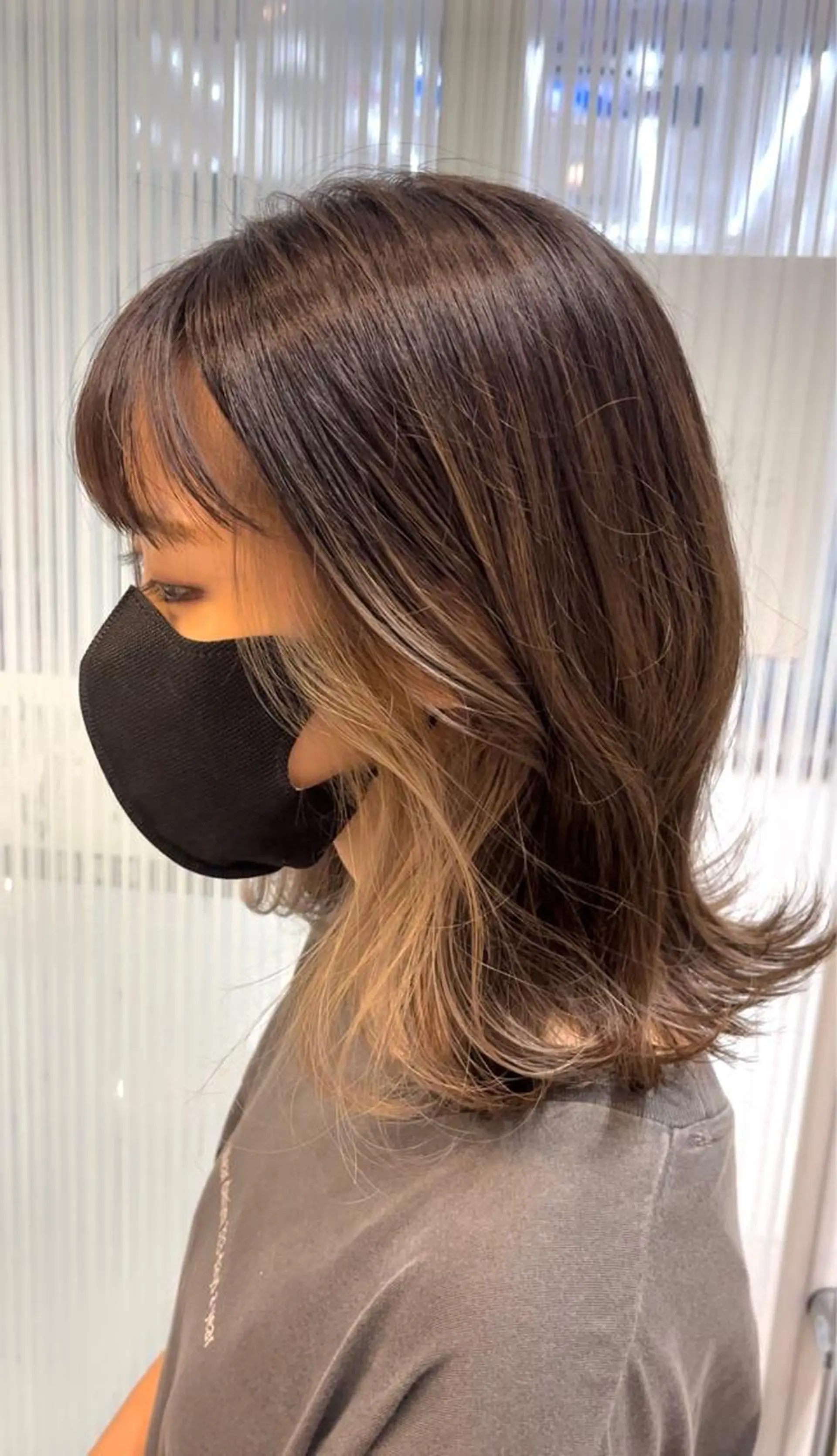 ミディアム カラー ブリーチ 透明感カラー インナーカラー 福田 しずくのヘアスタイル