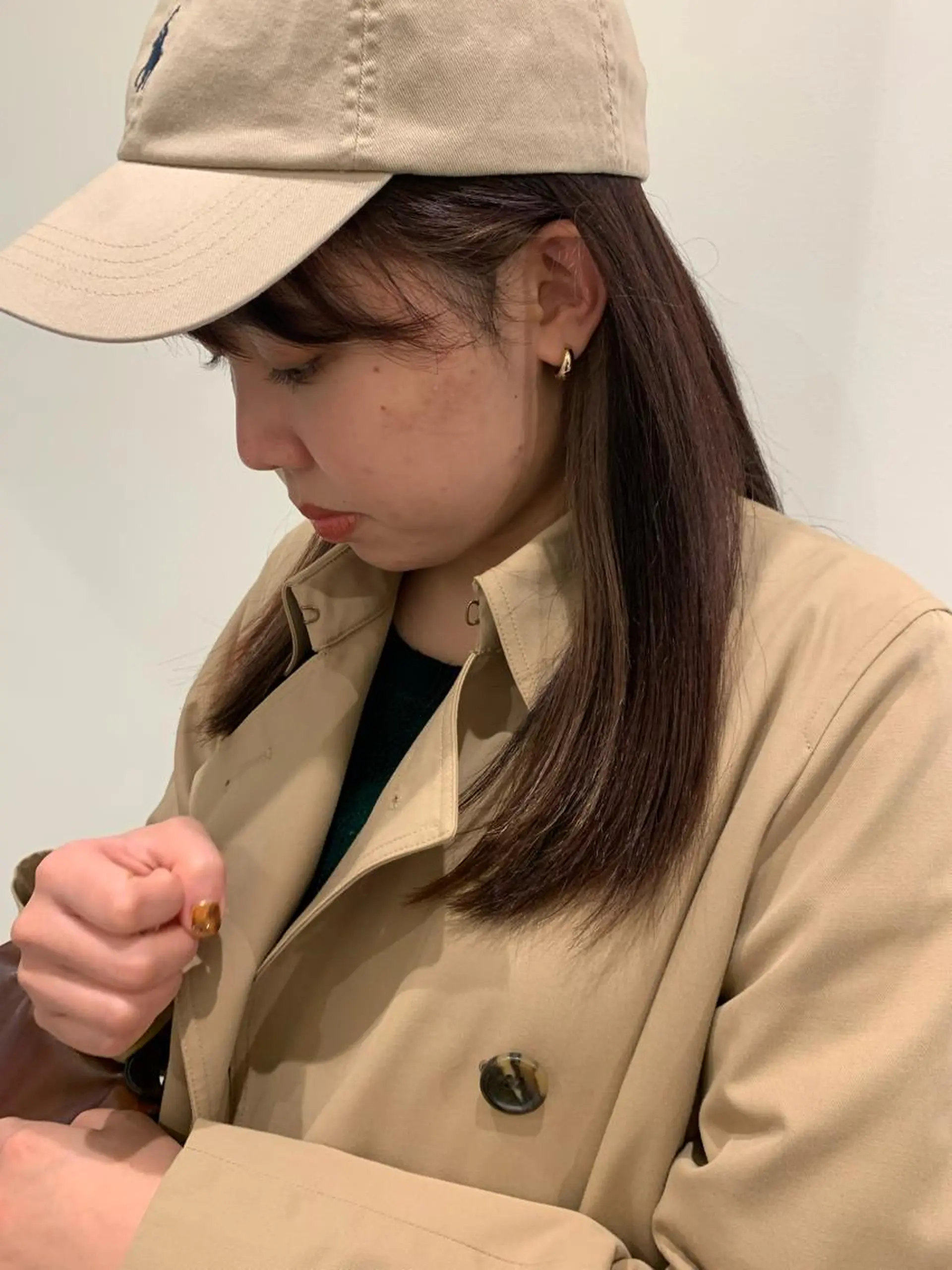 ロング ヘアカラー 落合希 Olivebeigeのヘアスタイル