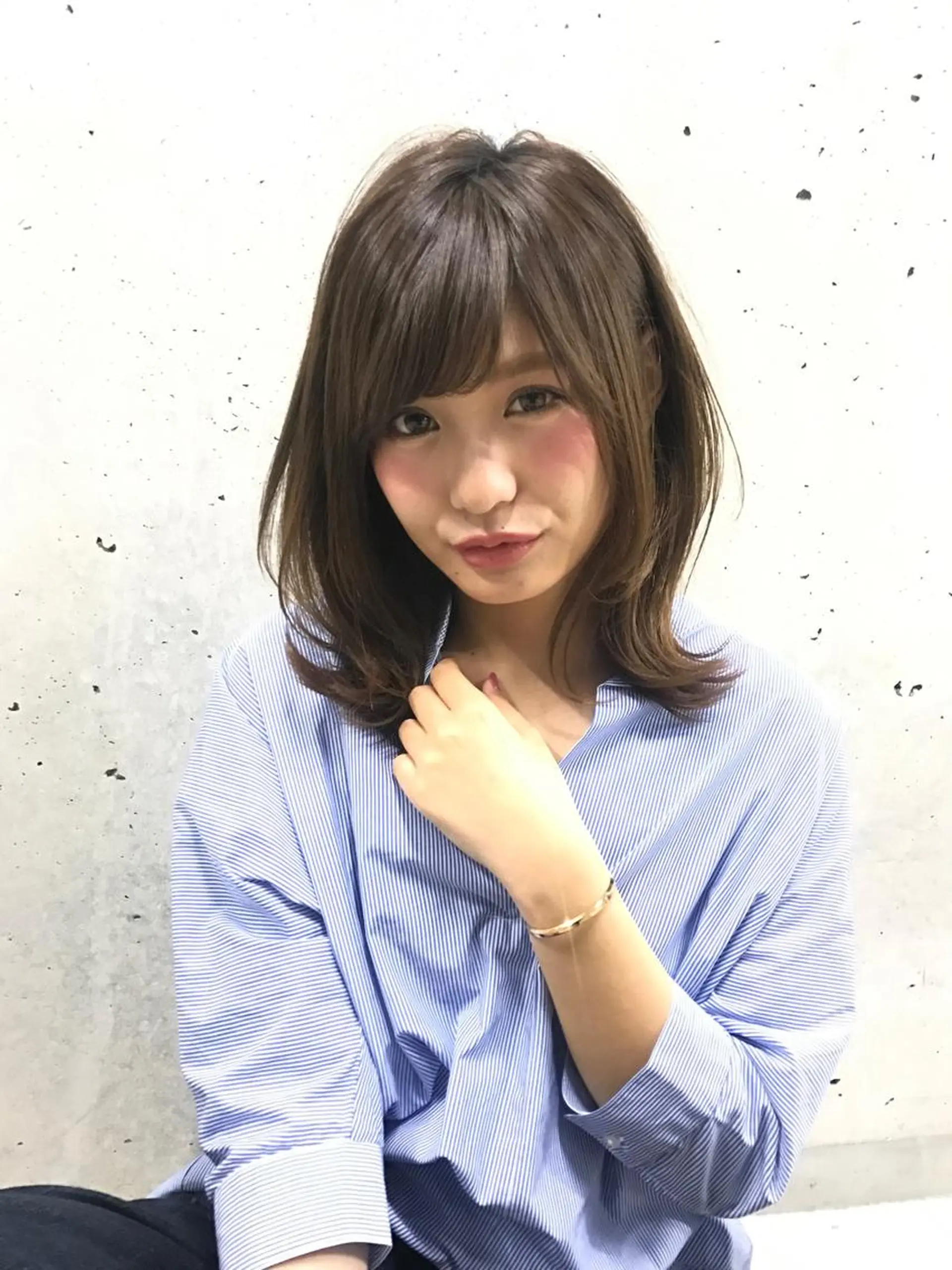 ミディアム カラー パーマ 外ハネヘア 大人かわいい💍🤍 ボブ/ショートボブのヘアスタイル