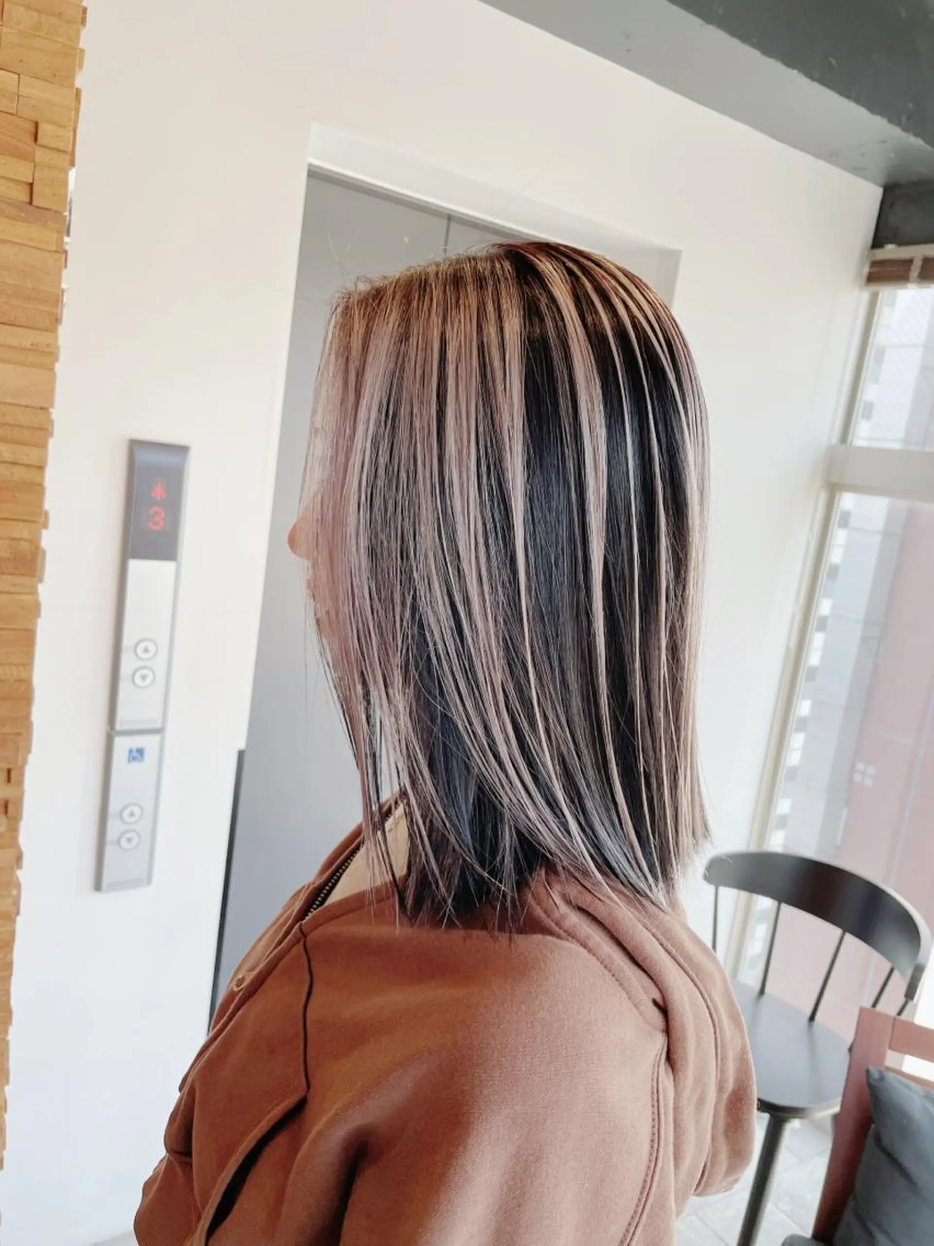 ミディアム 外国人風カラー エクステ/ハイトーン レイヤーHIROのヘアスタイル