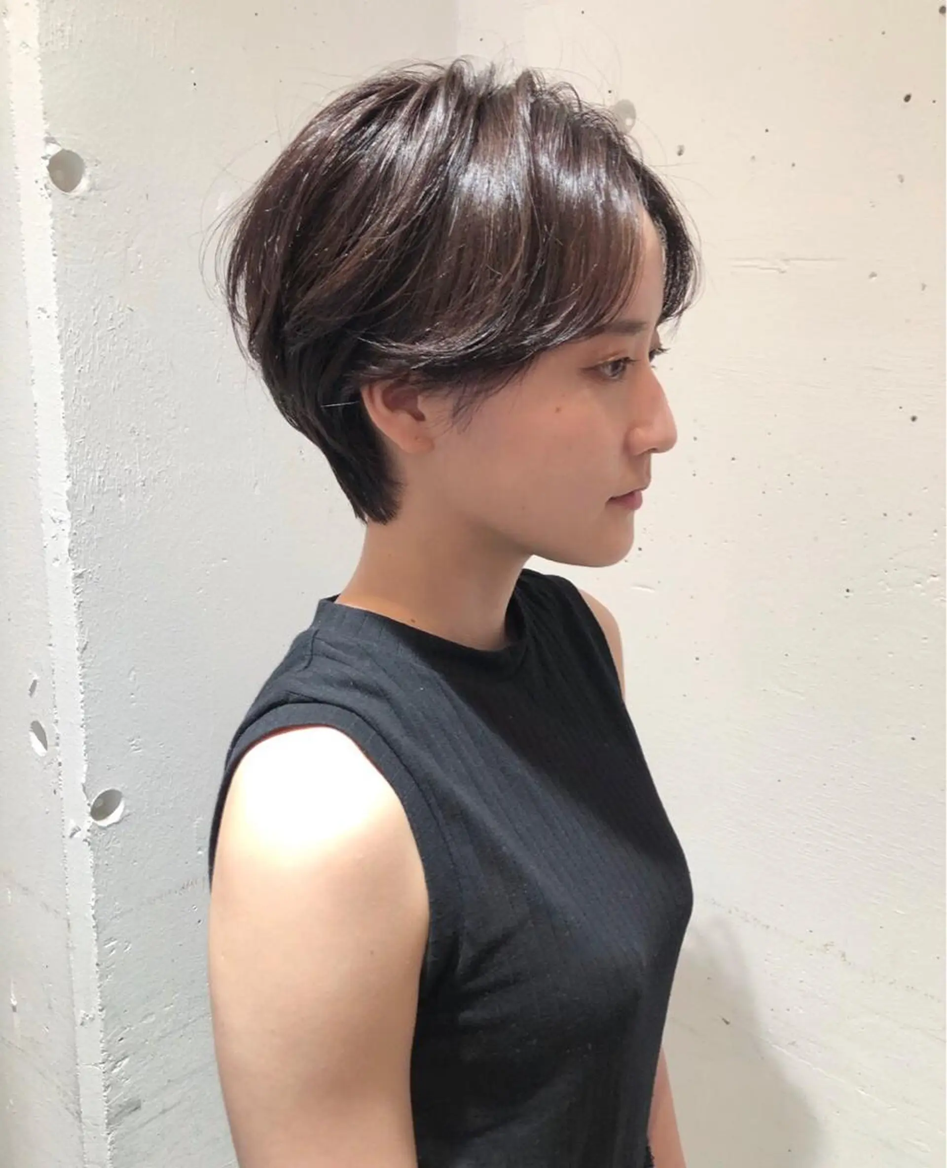 ショート カラー THE DAY所属・AKI HASHIMOTOのヘアスタイル