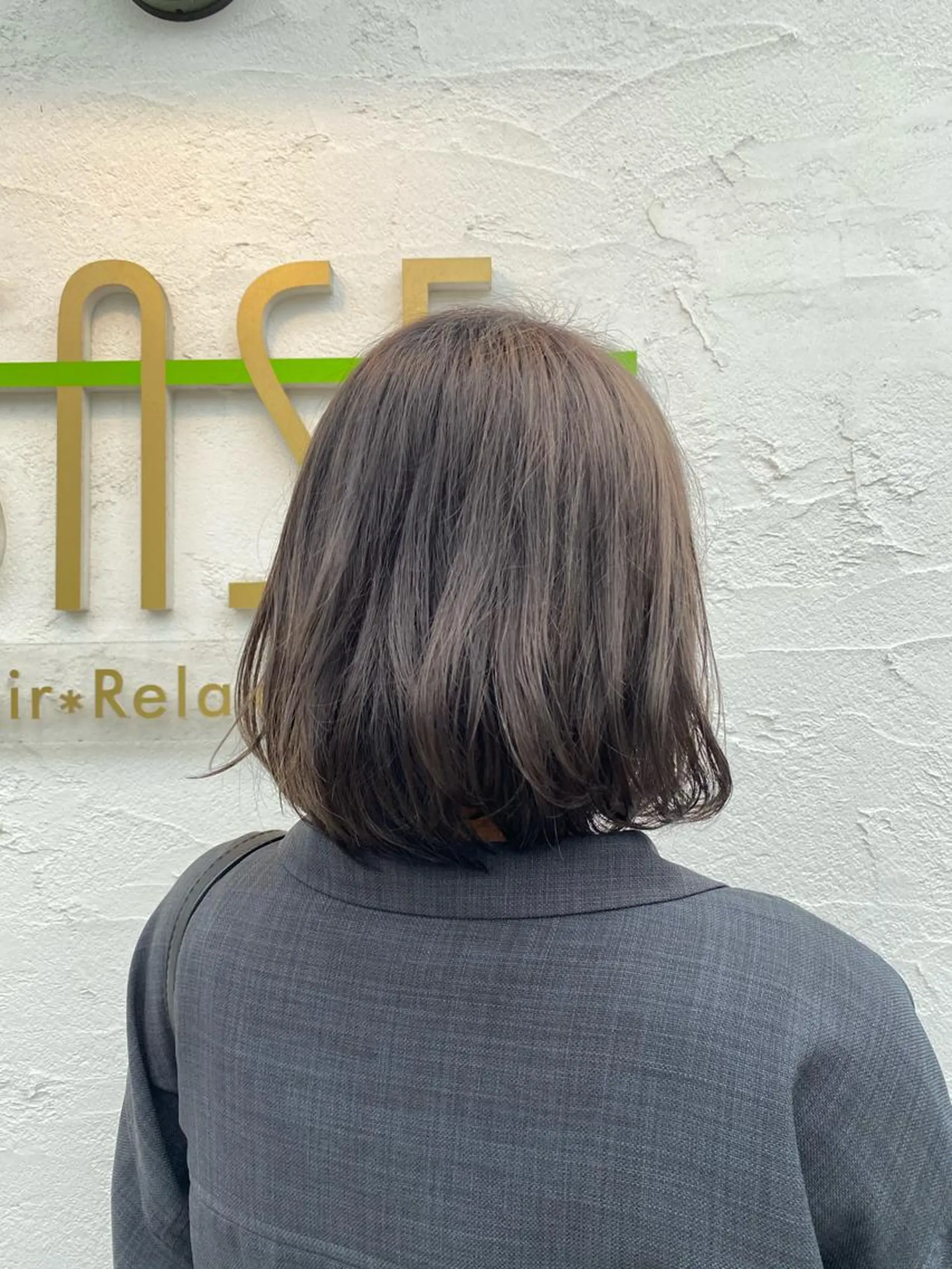 ミディアム カラー ブリーチなしWカラー /酸性ストレート河本のヘアスタイル