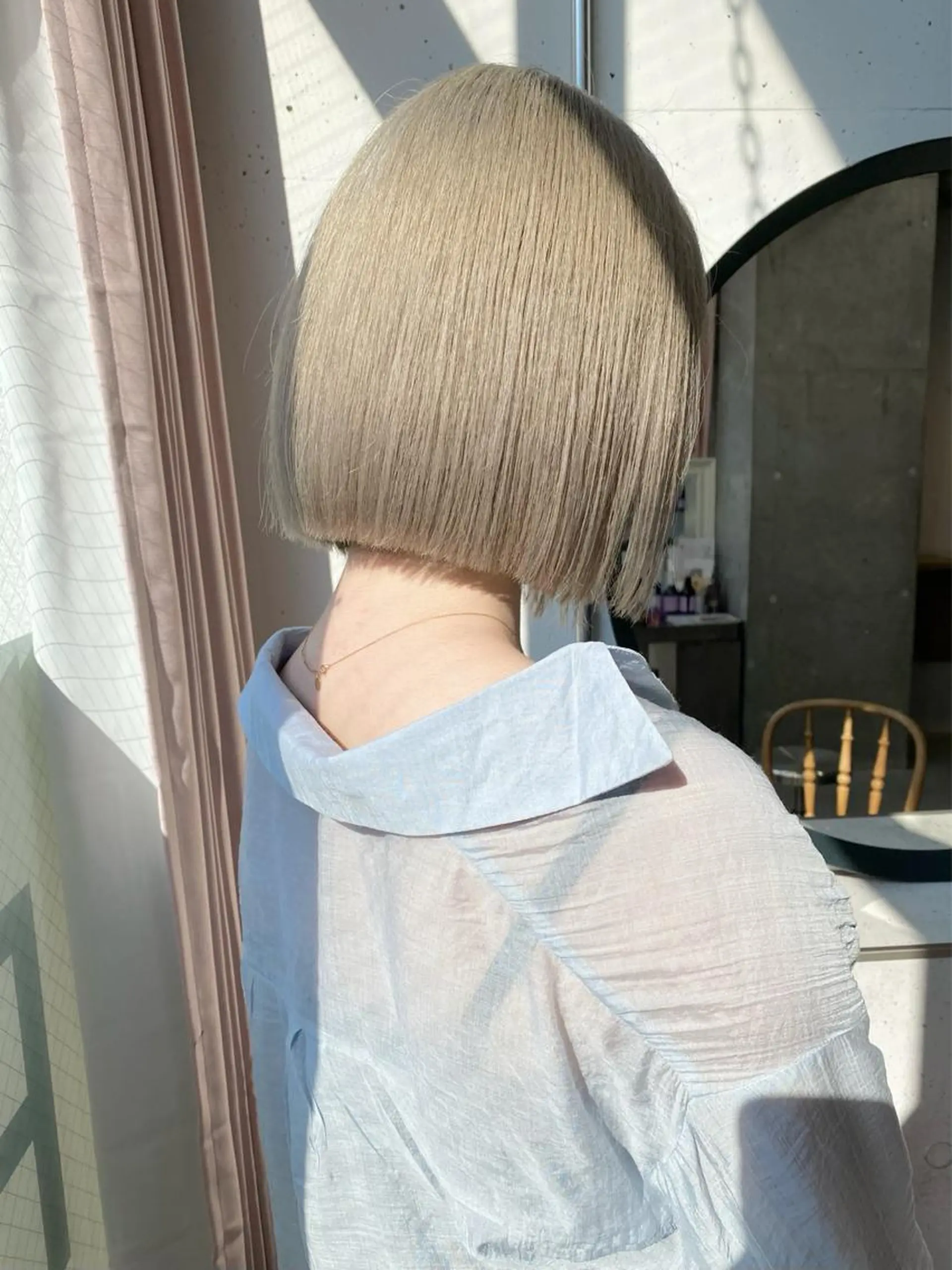 ミディアム カラー ベージュカラー ブリーチ ブロンド ブロンドベージュ ハイトーンカラー ヘアカラー Piaコータロー ハイトーン&‪ボブのヘアスタイル