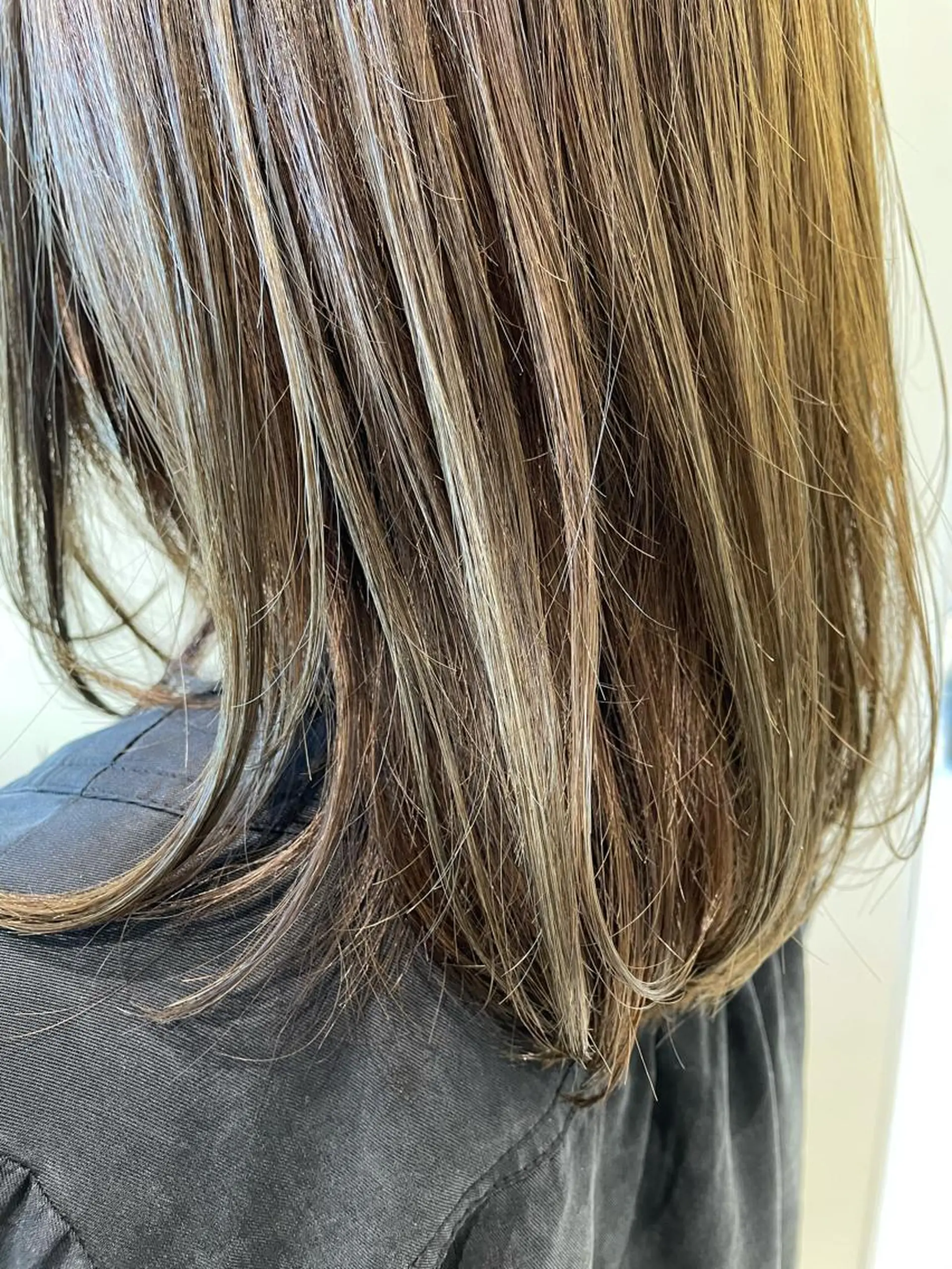 ミディアム カラー ボブ/インナーカラー /眉毛/Miyuのヘアスタイル