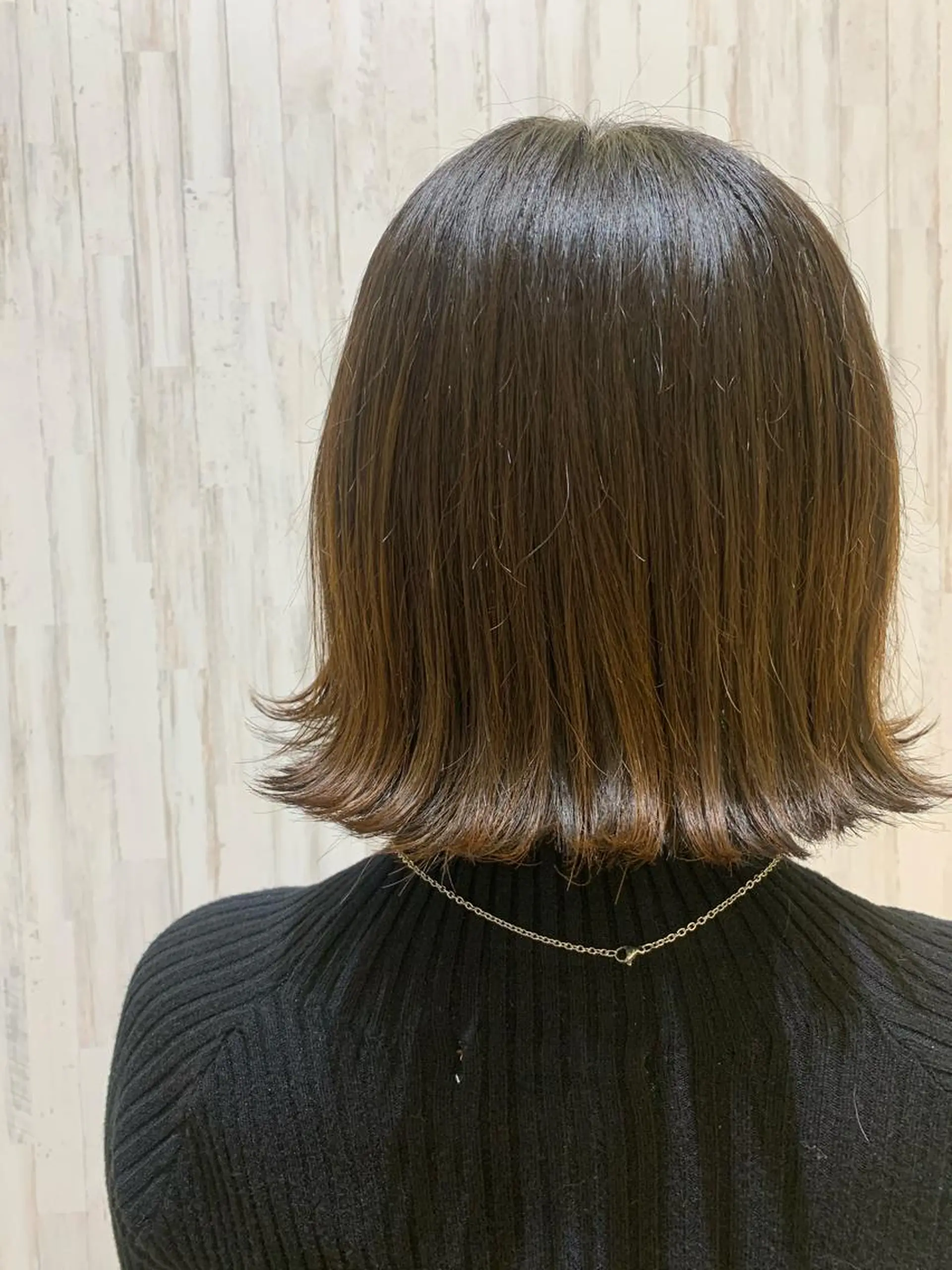 ミディアム カラー 美容室キートス所属・岩井 七香のヘアスタイル