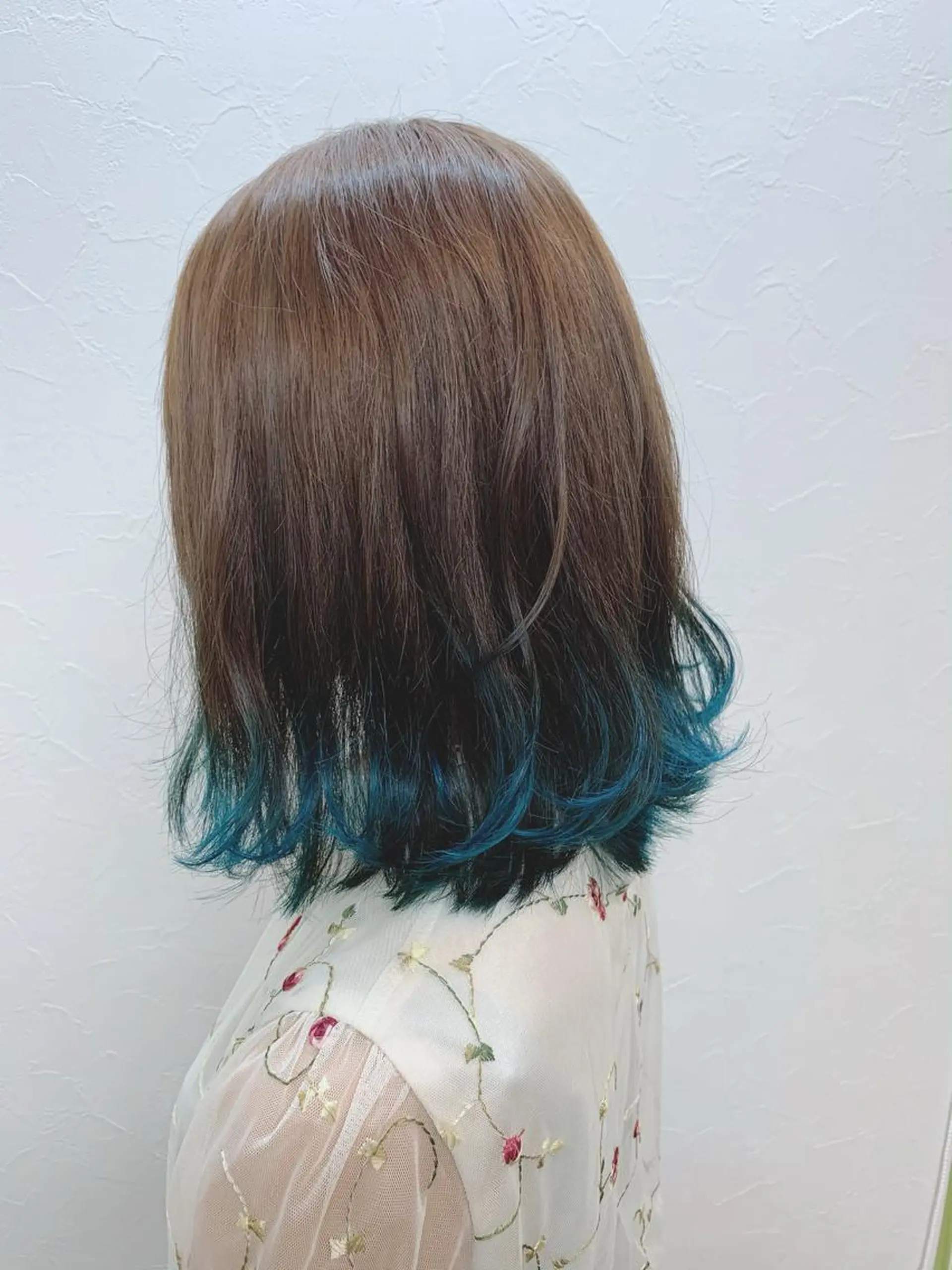 ミディアム カラー 菅沼 まみのヘアスタイル