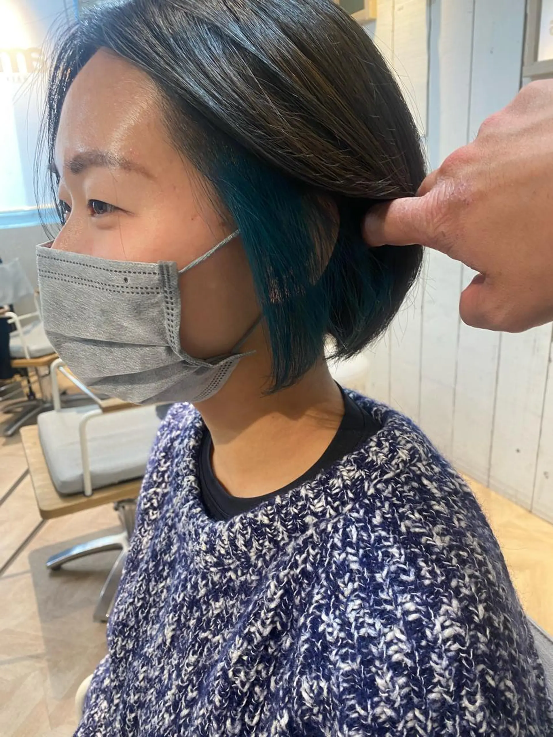 ショート ヘアカラー 西山 恵太郎のヘアスタイル