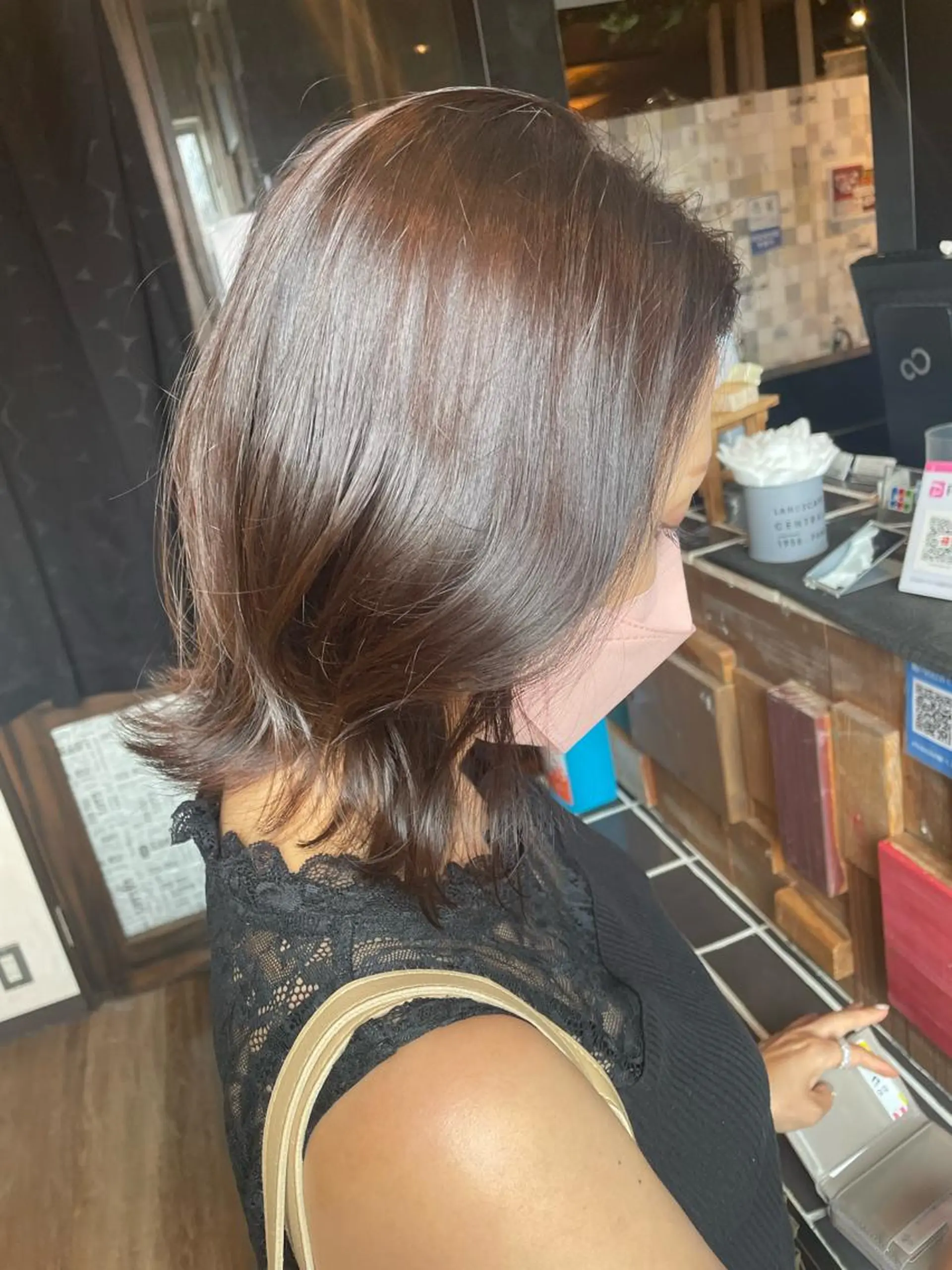 ミディアム カラー レイヤーカット カット ヘアカラー 韓国ヘア/レイヤー/ 暖色カラー/ Aiのヘアスタイル