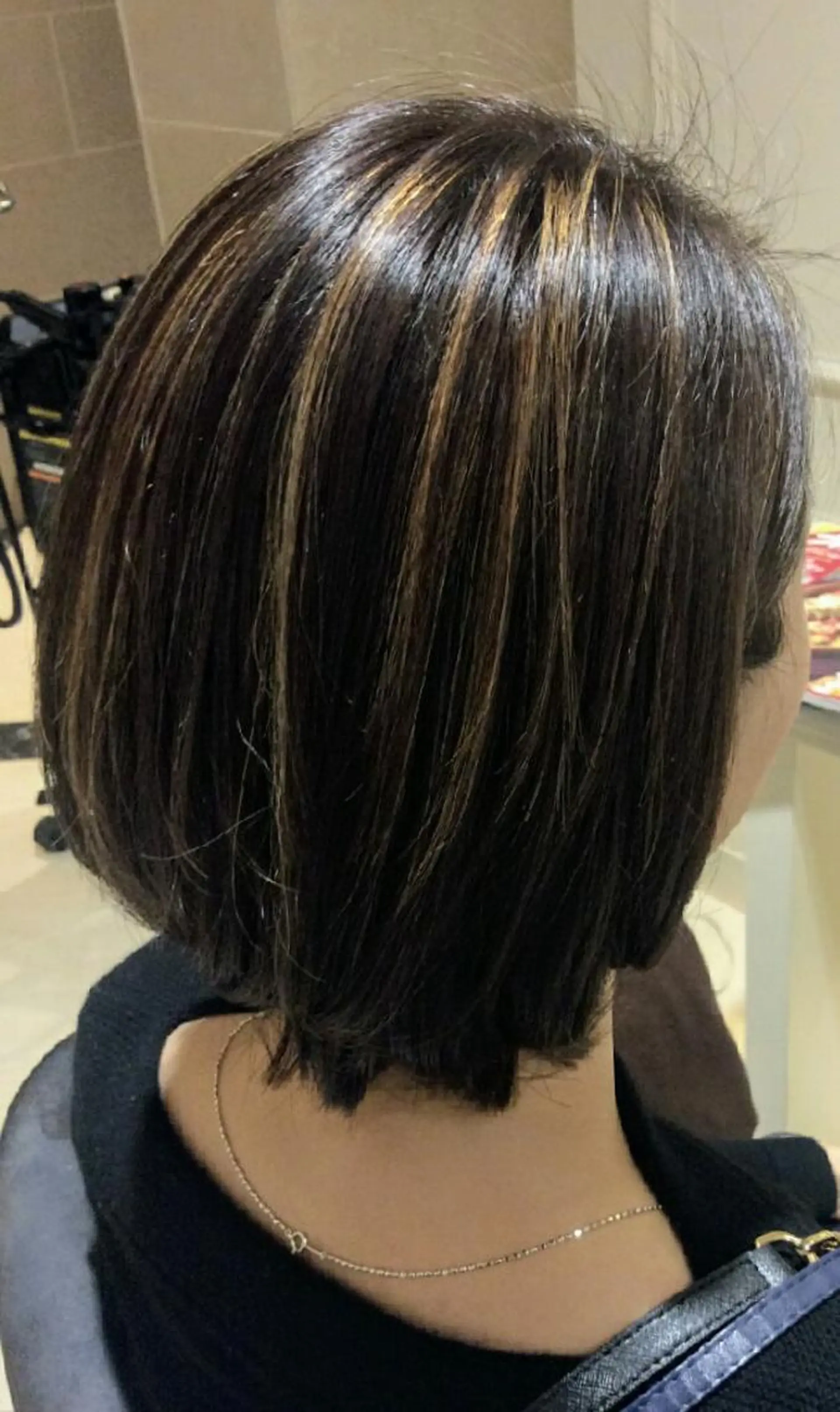 ショート カラー ハイライトカラー ボブ ハイライト ドゥワドフェパマル所属・畠村 美智子のヘアスタイル