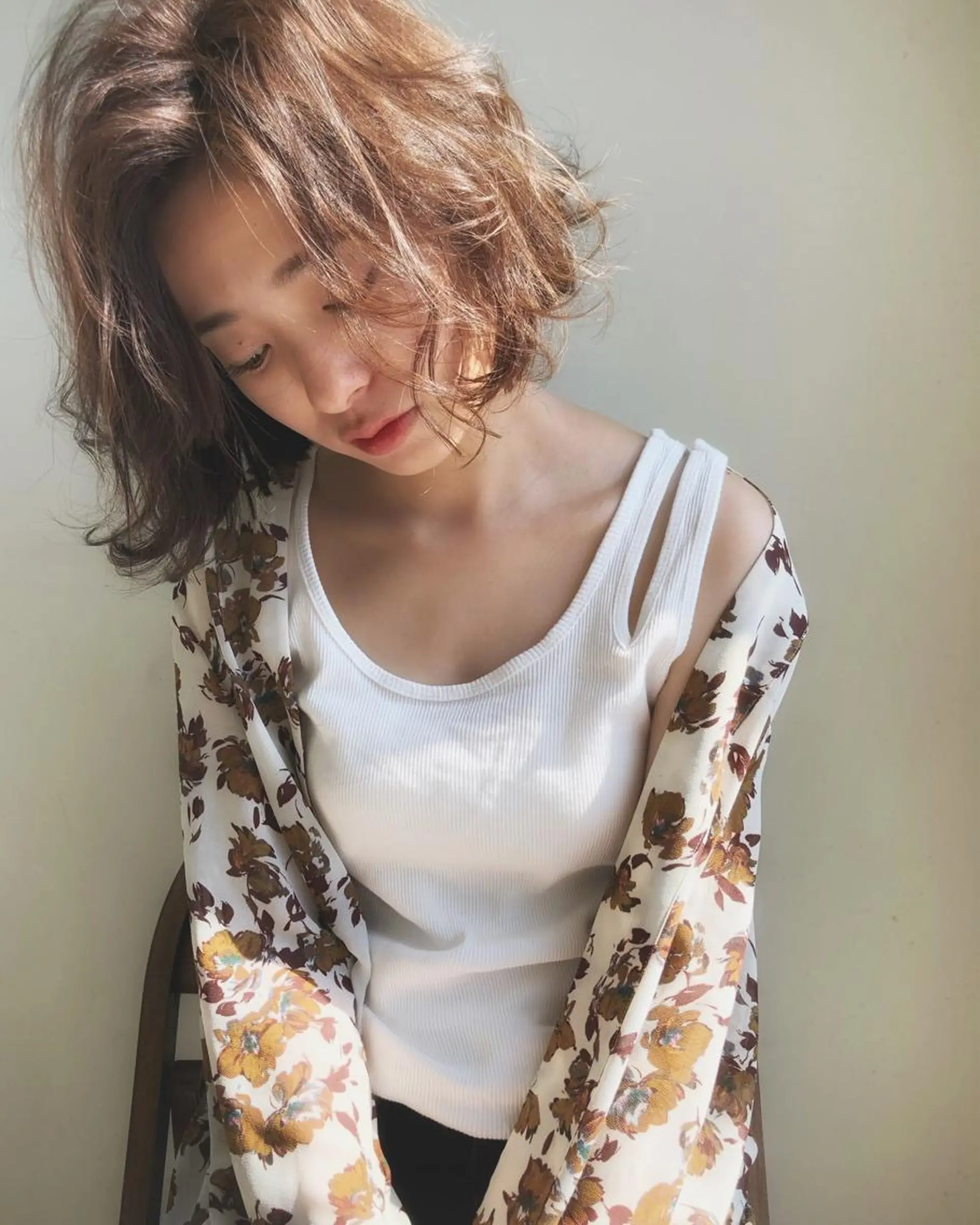 ミディアム カット ヘアカラー 小澤大輔 YOLO hairのヘアスタイル