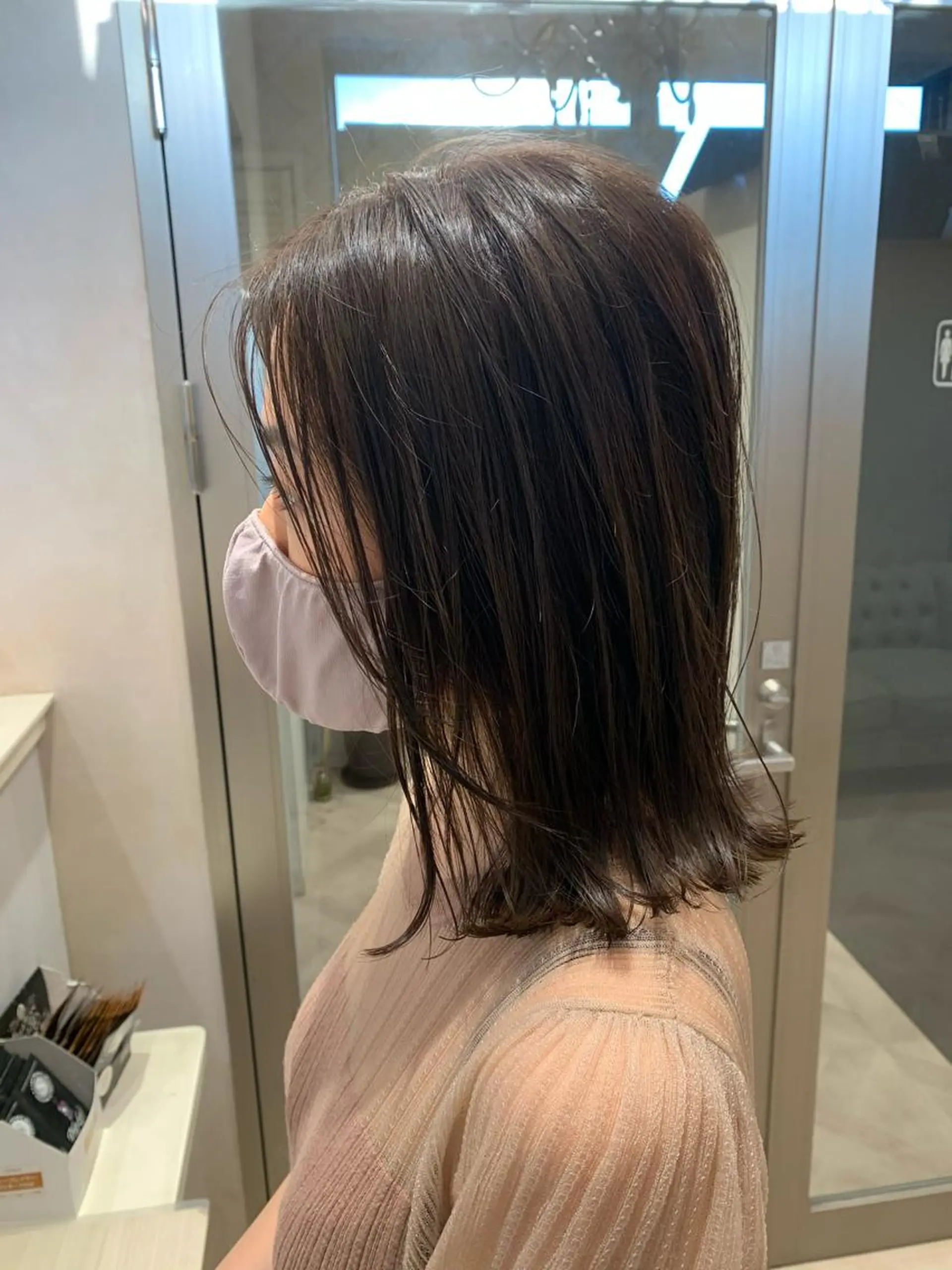 ミディアム 切りっぱなしロブ ima所属・ima代表 ニヘイのヘアスタイル