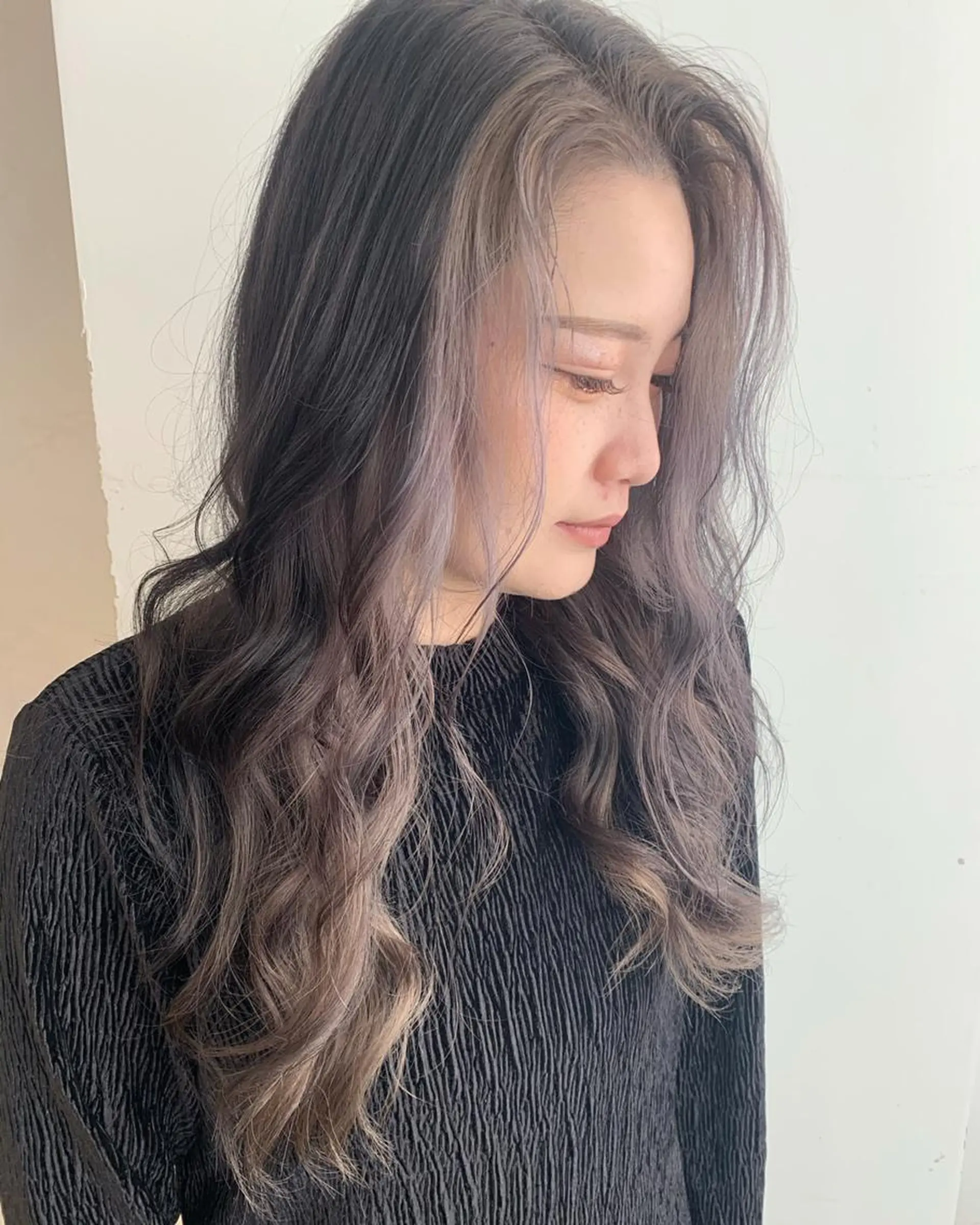 ロング カラー ヘアアレンジ ベージュカラー ホワイトベージュ beauty: beast 中目黒店のヘアスタイル