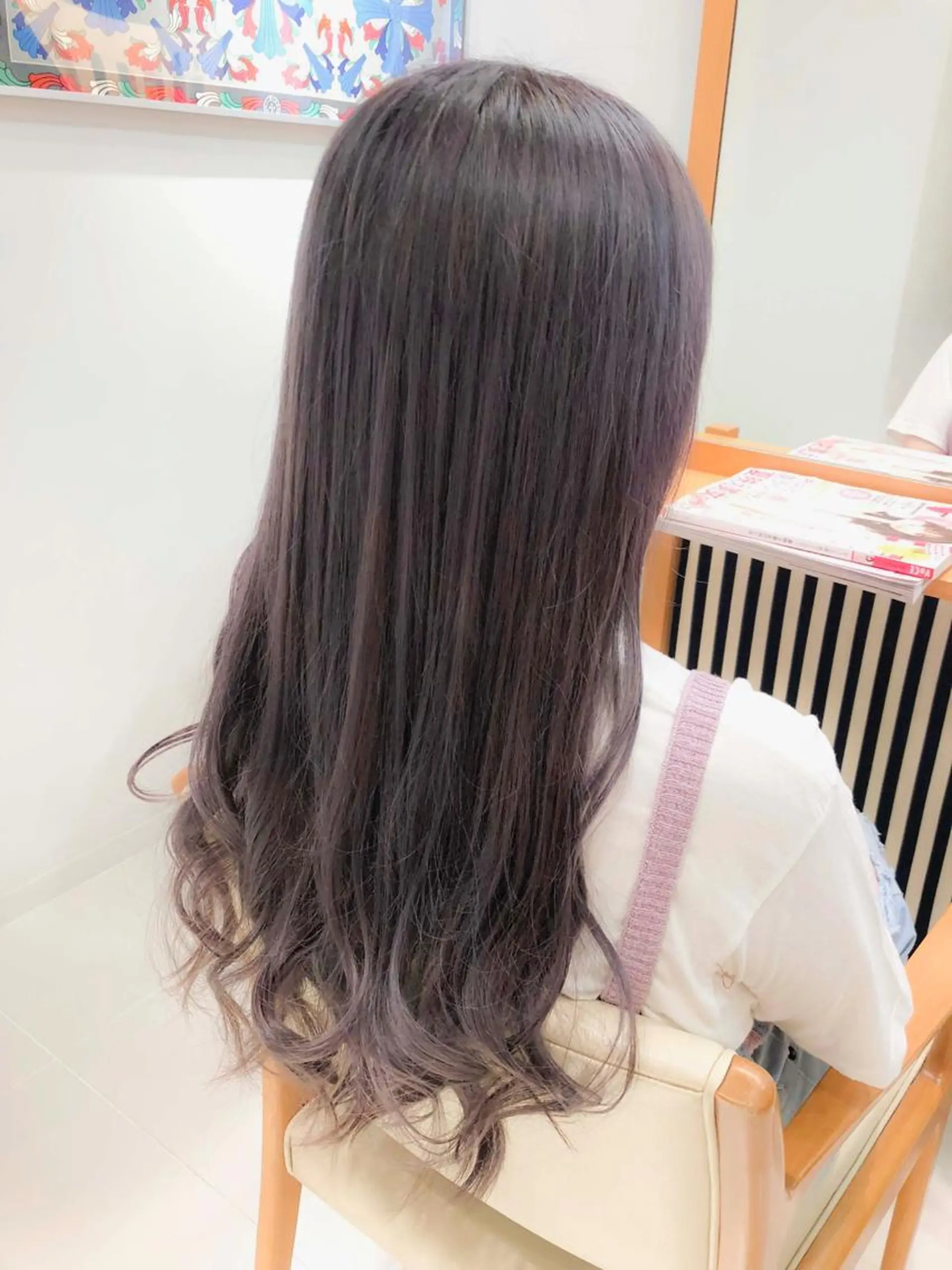 ロング カラー グレージュ ラベンダーカラー ラベンダーグレージュ ラベンダーグレー Days 透明感カラーのヘアスタイル