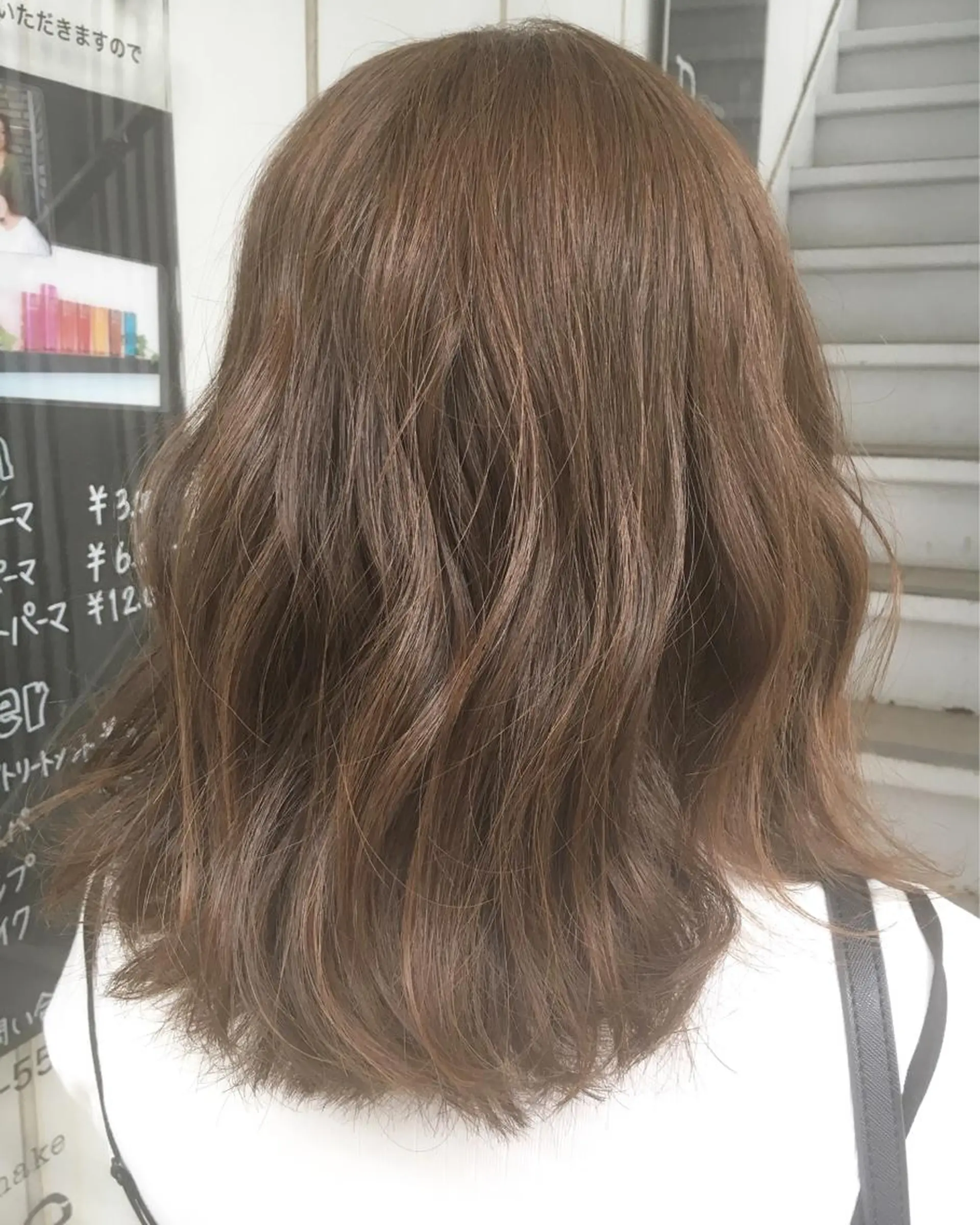 ミディアム カラー ベージュカラー ブリーチ ブリーチなしカラー 榎園 由美のヘアスタイル