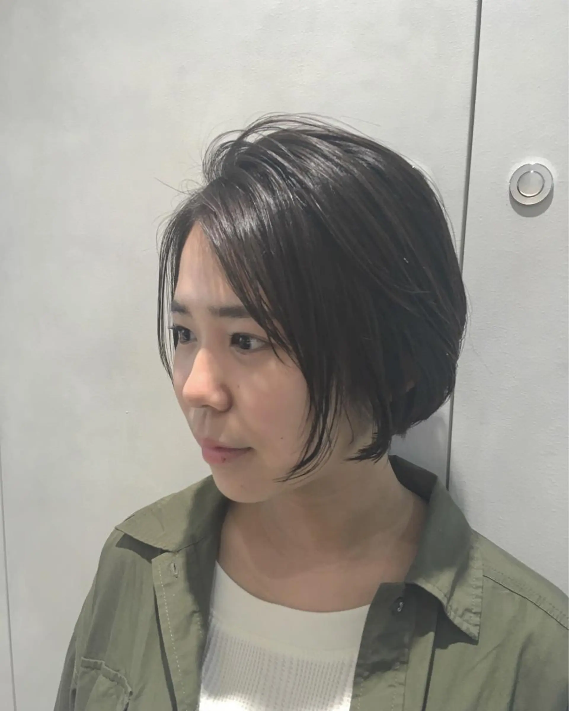 ショート カラー ヘアアレンジ ハンサムショート グレージュ ショートヘア エグチ アキラのヘアスタイル