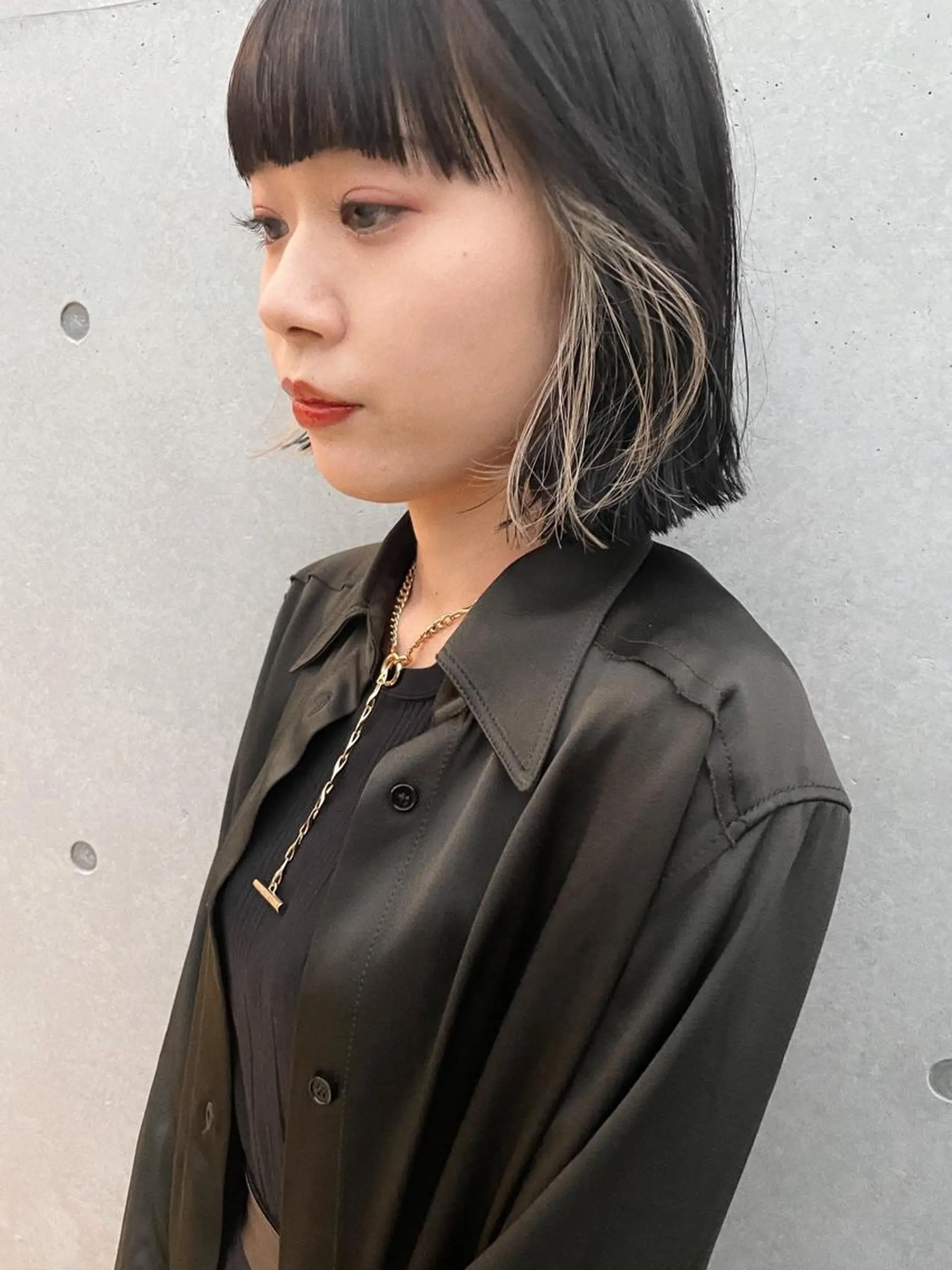 ショート カラー イヤリングカラー カット ヘアカラー トリートメント センスをお届けします 大谷将生INFPのヘアスタイル