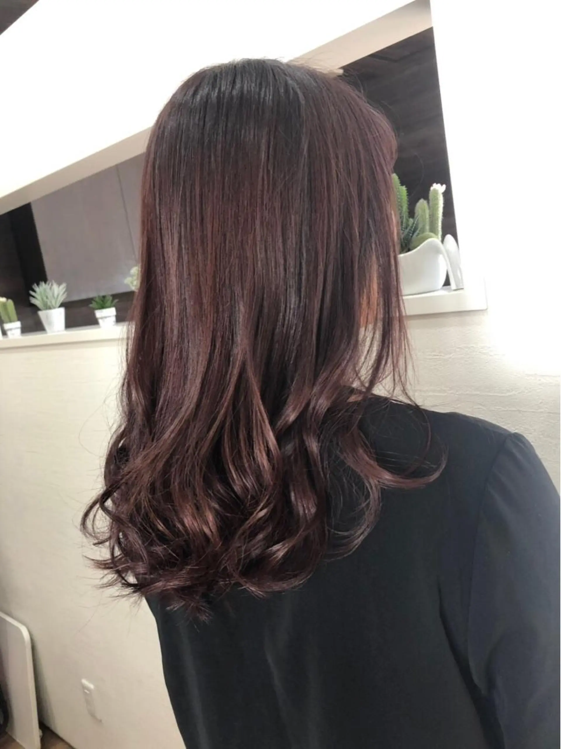 ロング パープルカラー ヘアカラー トリートメント Lia所属・縮毛矯正の達人 ☆　松本のヘアスタイル