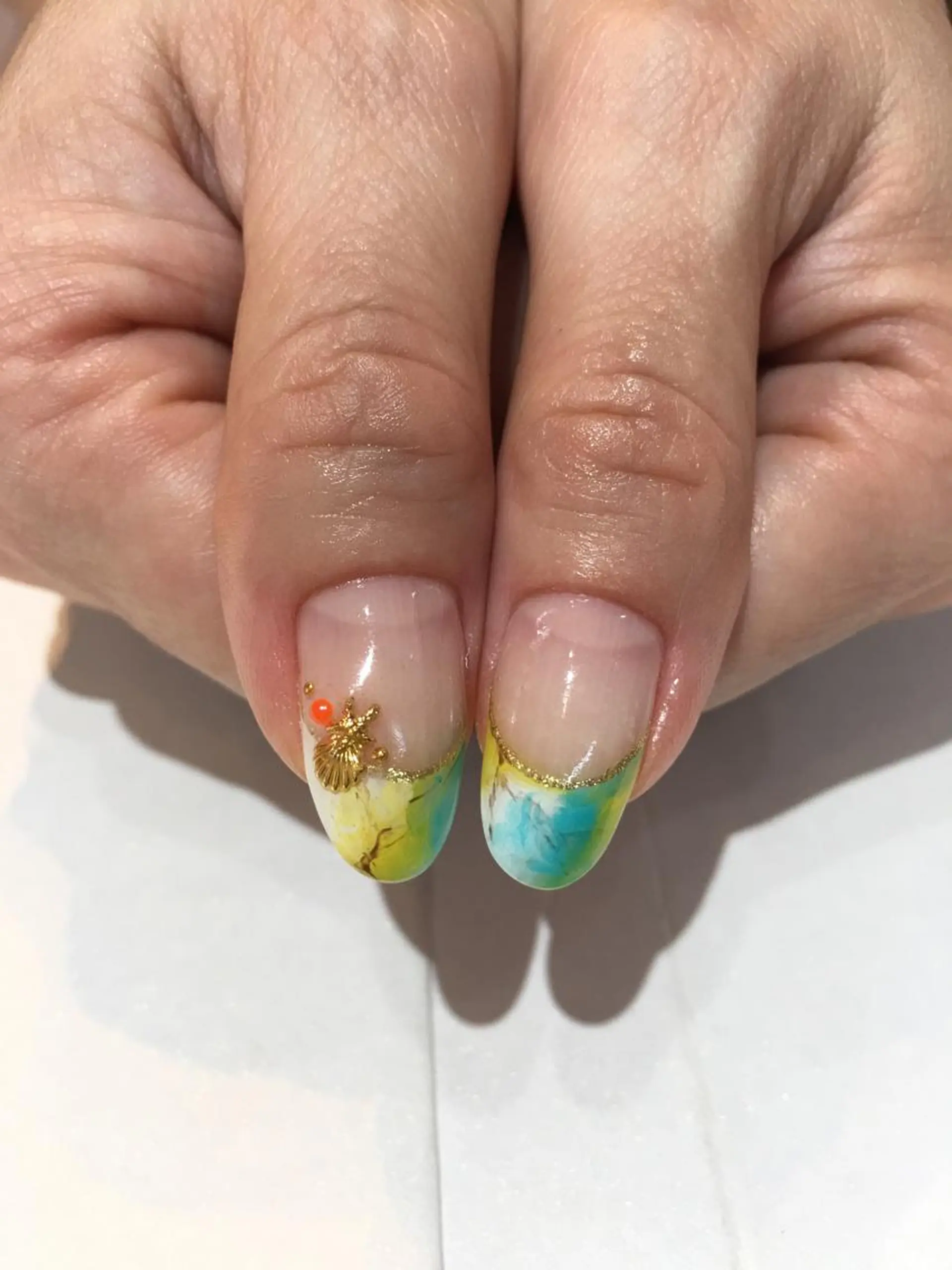 ネイル glow_ nailのネイルデザイン
