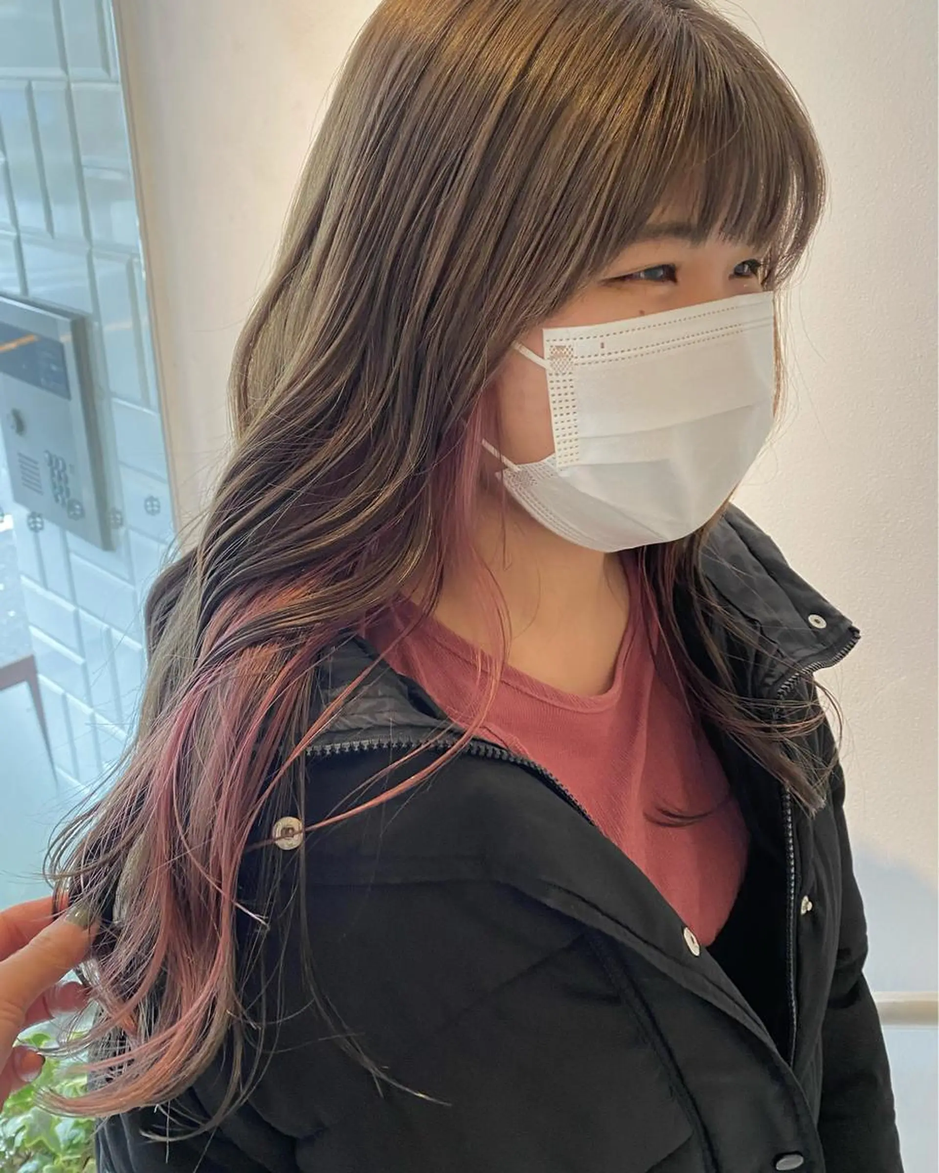 ロング カラー ベージュカラー インナーカラー ピンクカラー アオイ🩵暖色 /まろやかカラーのヘアスタイル