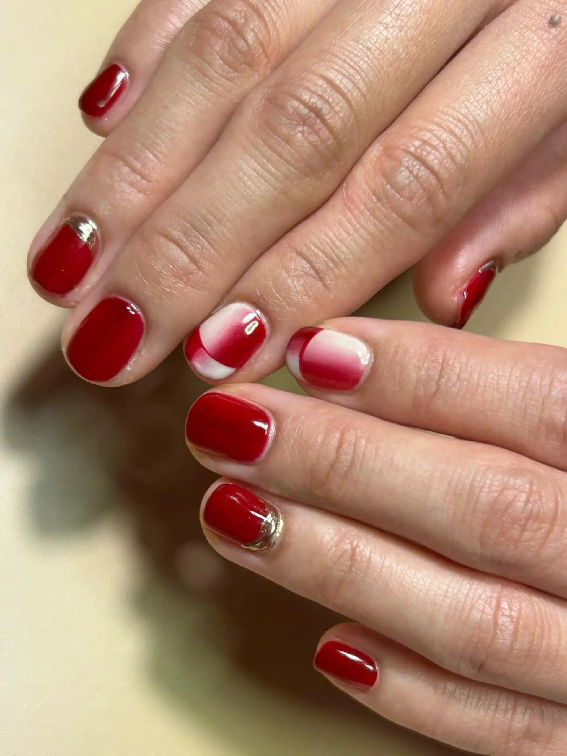 ネイル ハンドネイル 大崎 奈々のネイルデザイン