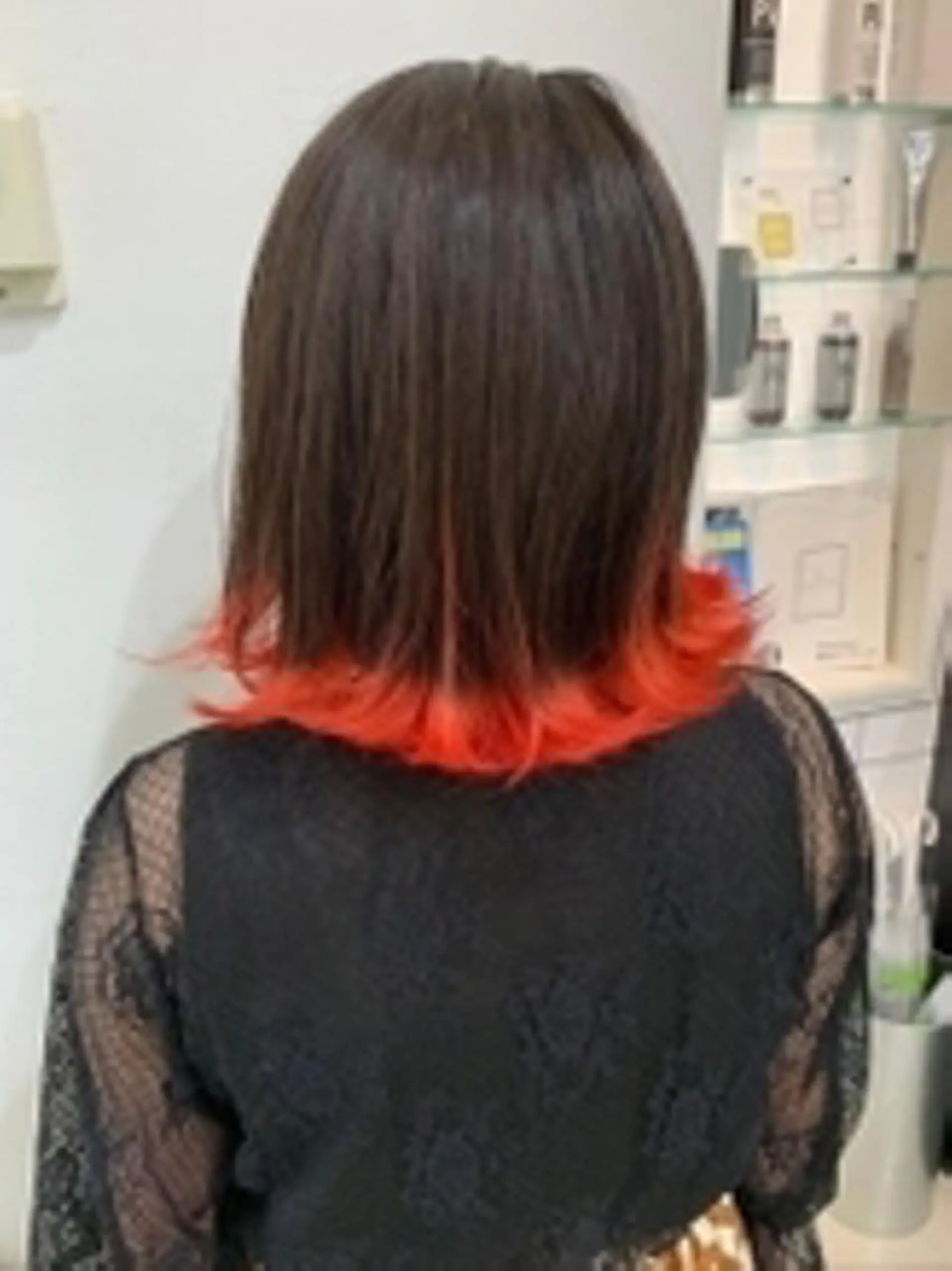 ミディアム カラー 前田 桃花のヘアスタイル