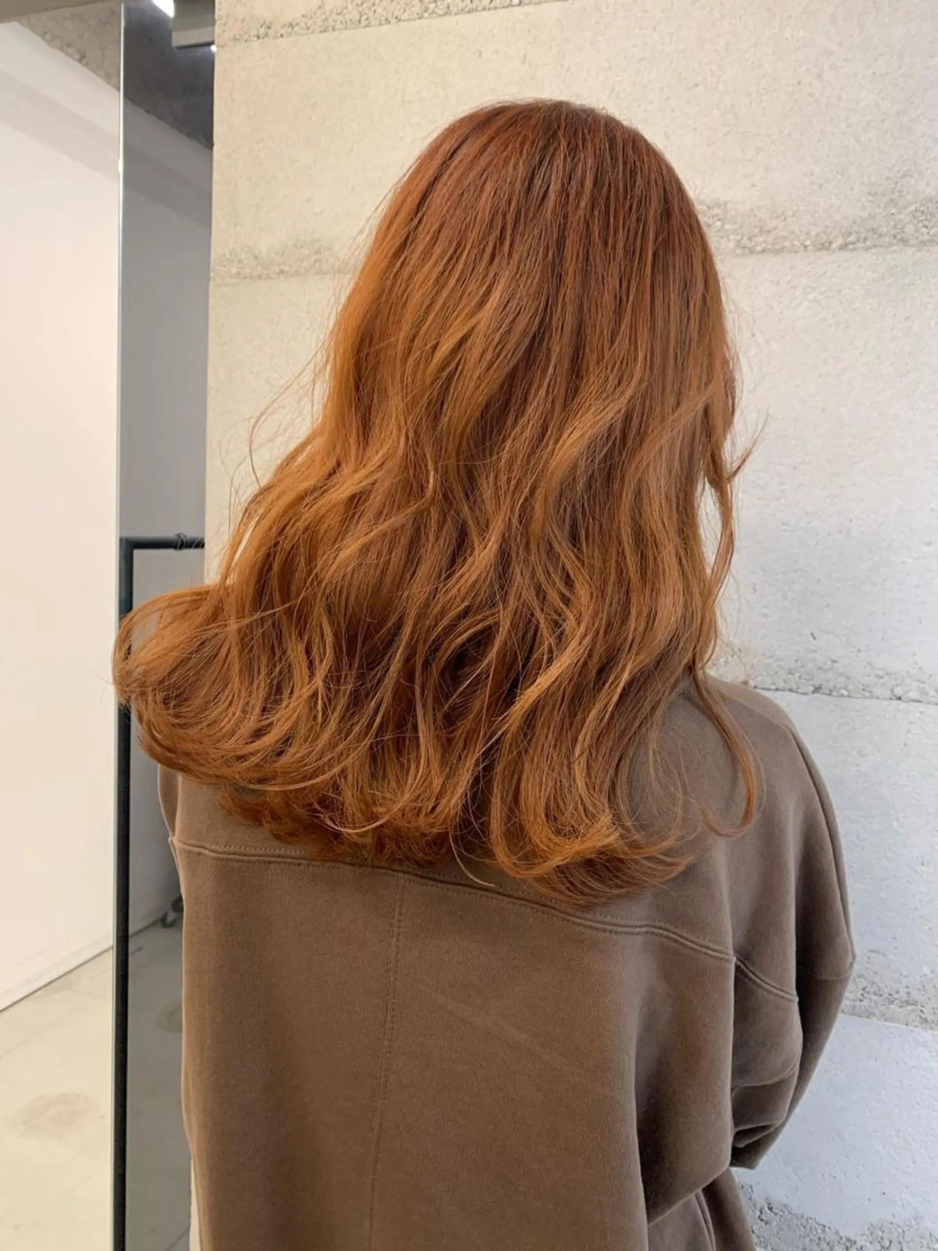 ロング カラー 透明感/オリーブ/ グレージュ/YUKAのヘアスタイル