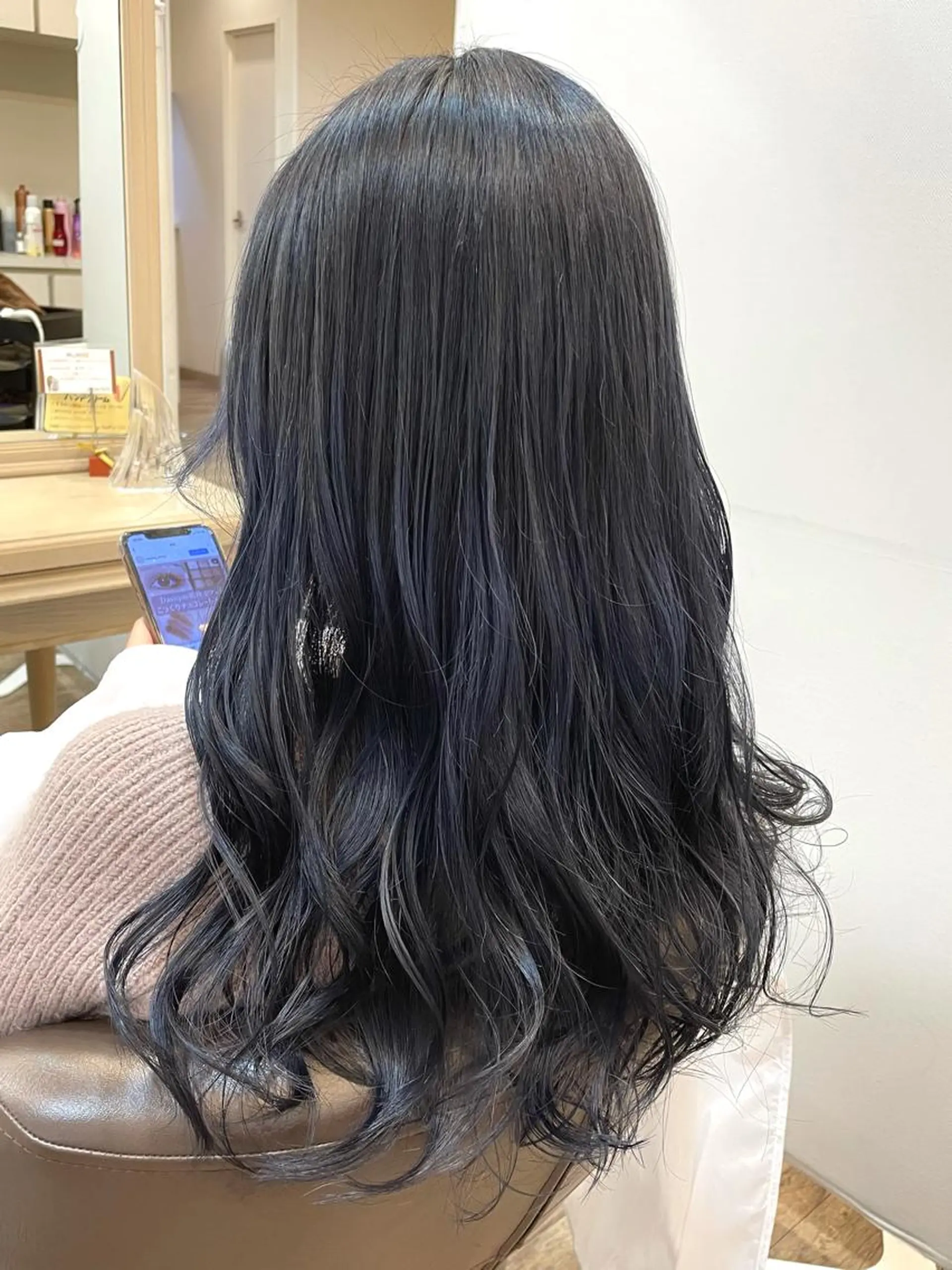 ロング カラー 黒髪 ブルーカラー ブルーブラック メンズパーマ🌀/ 中村郁未のヘアスタイル