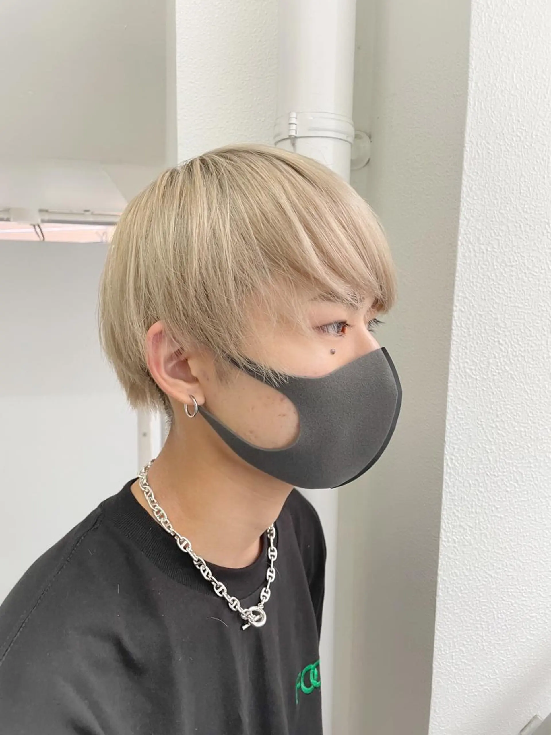 カラー miu .のヘアスタイル