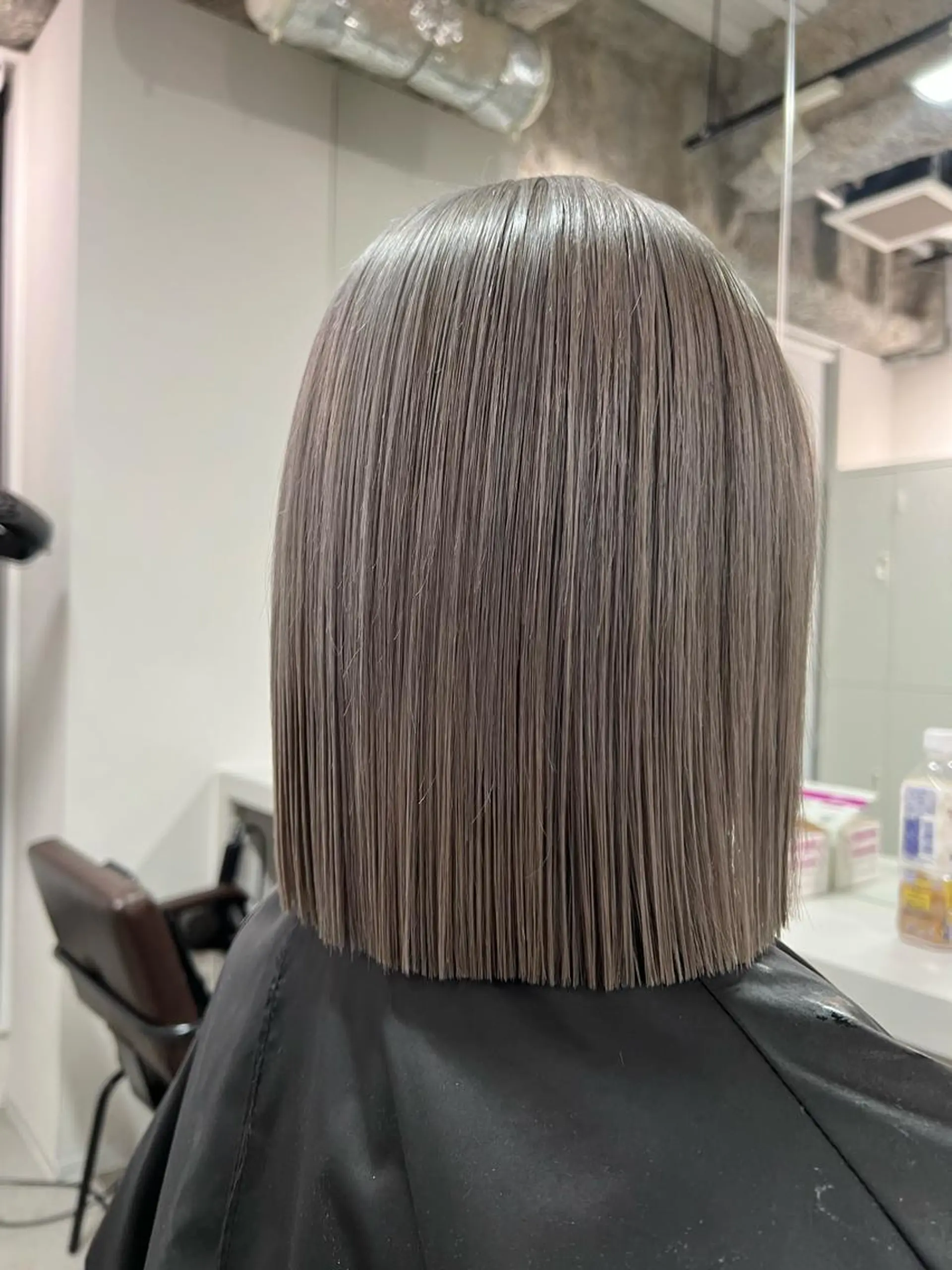 ミディアム カラー ヘアカラー トリートメント ハイトーン&髪質改善 &韓国エクステ🤎のヘアスタイル