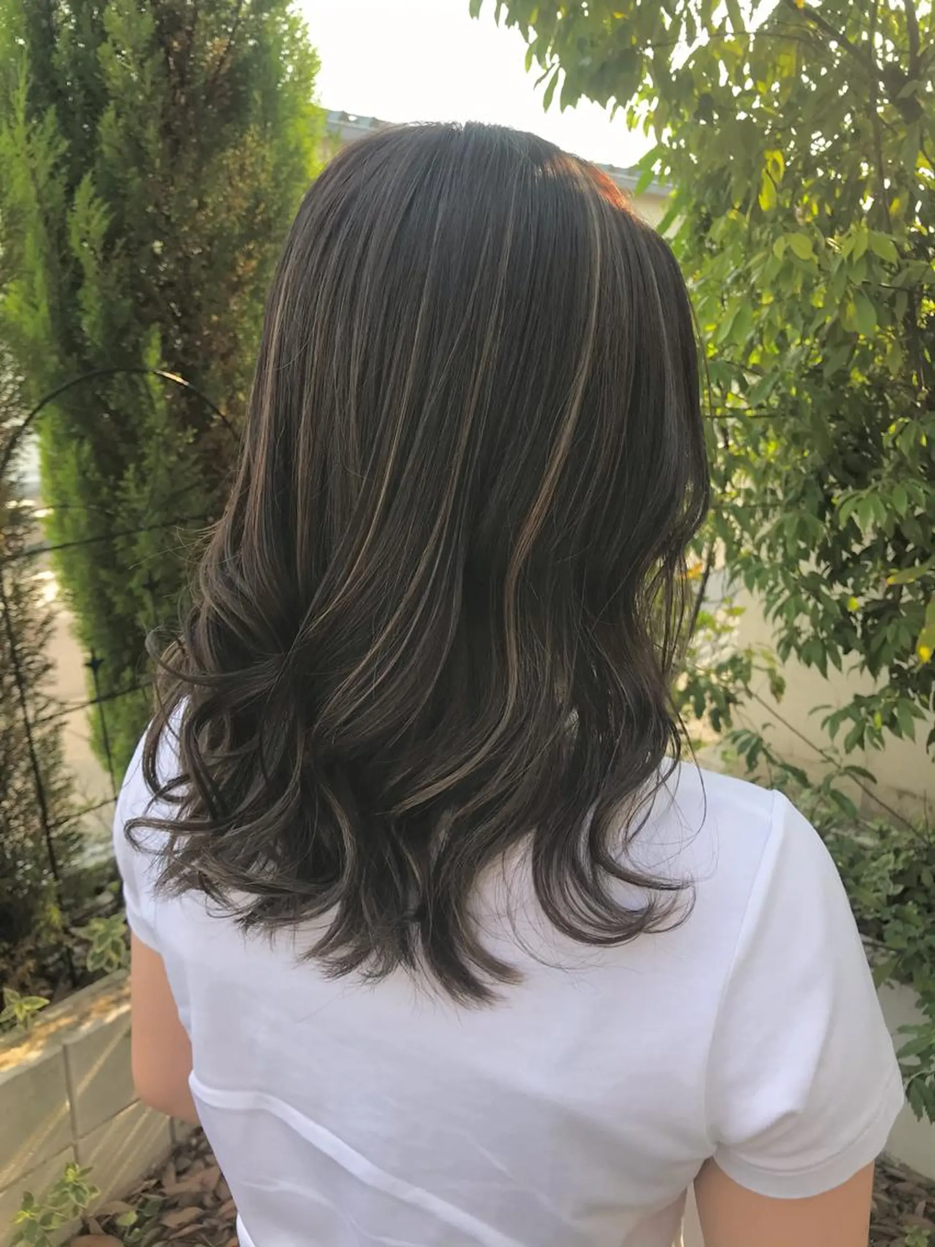 セミロング ハイライト 下條 真のヘアスタイル