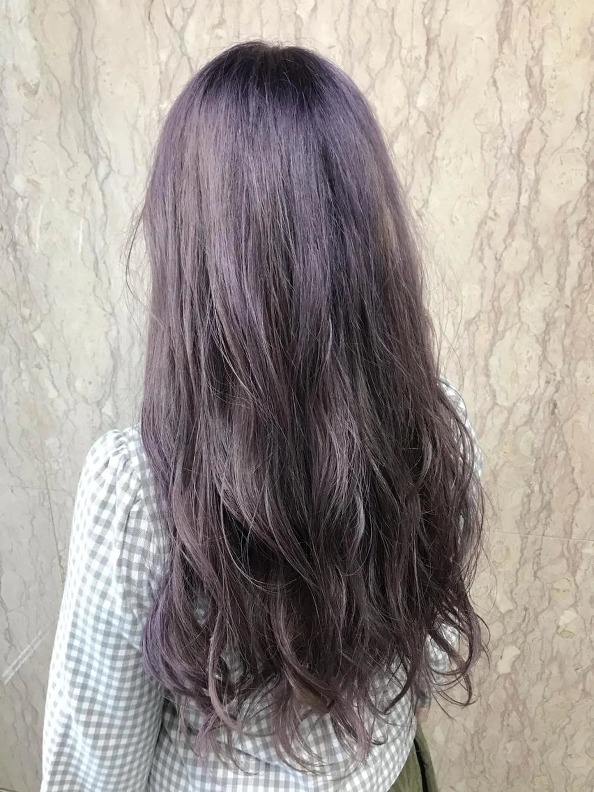 カラー アッシュ ハイトーンカラー バイオレットカラー バイオレットアッシュ 似合わせ/ブリーチ カラー.岡田友仁のヘアスタイル