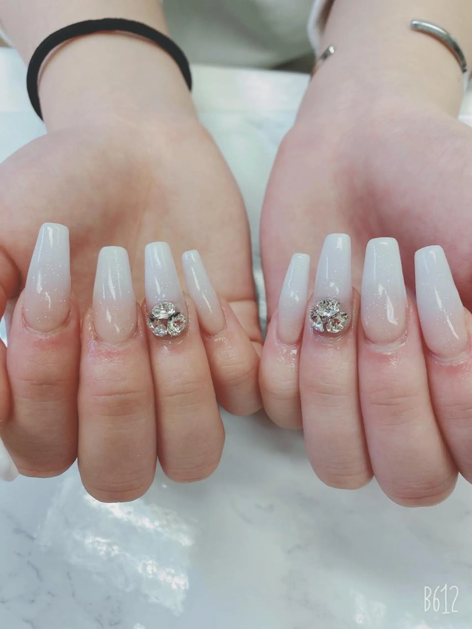 ミディアム ハンドネイル JNA認定講師🌸 RIEのネイルデザイン